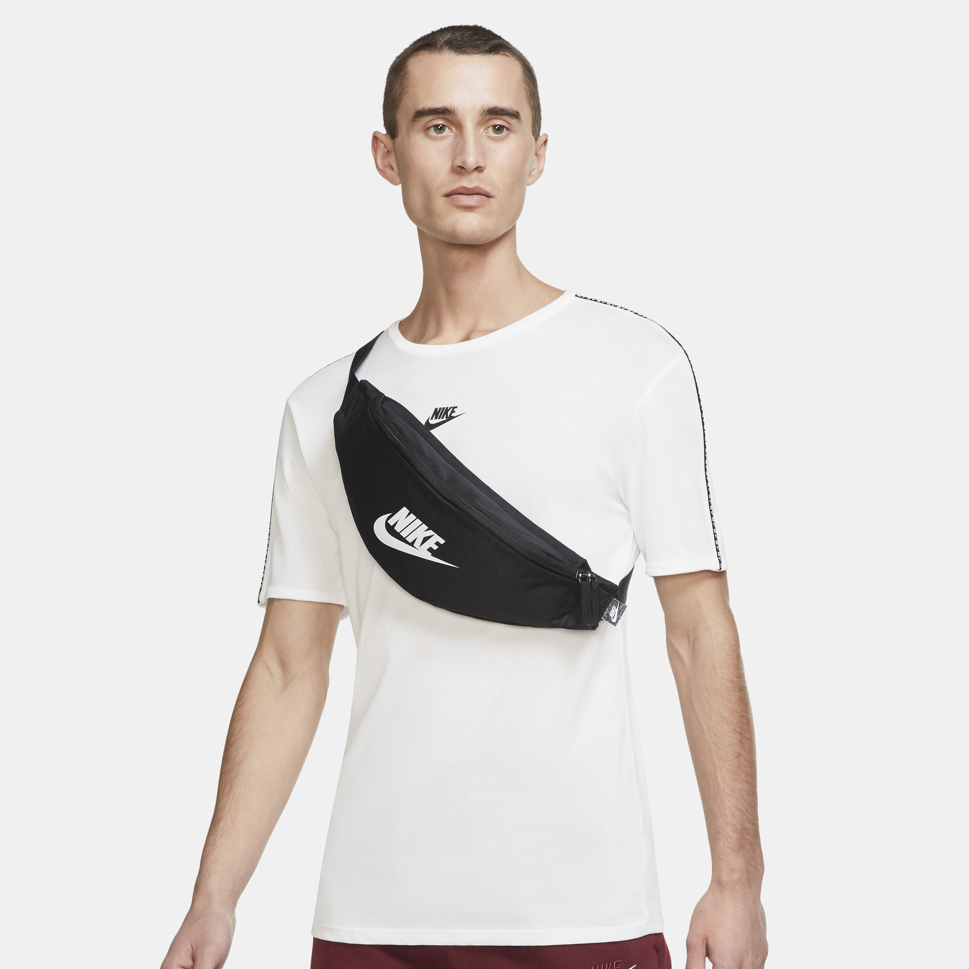Buy Nike Heritage Waistpack 3L Nike Saudi Official