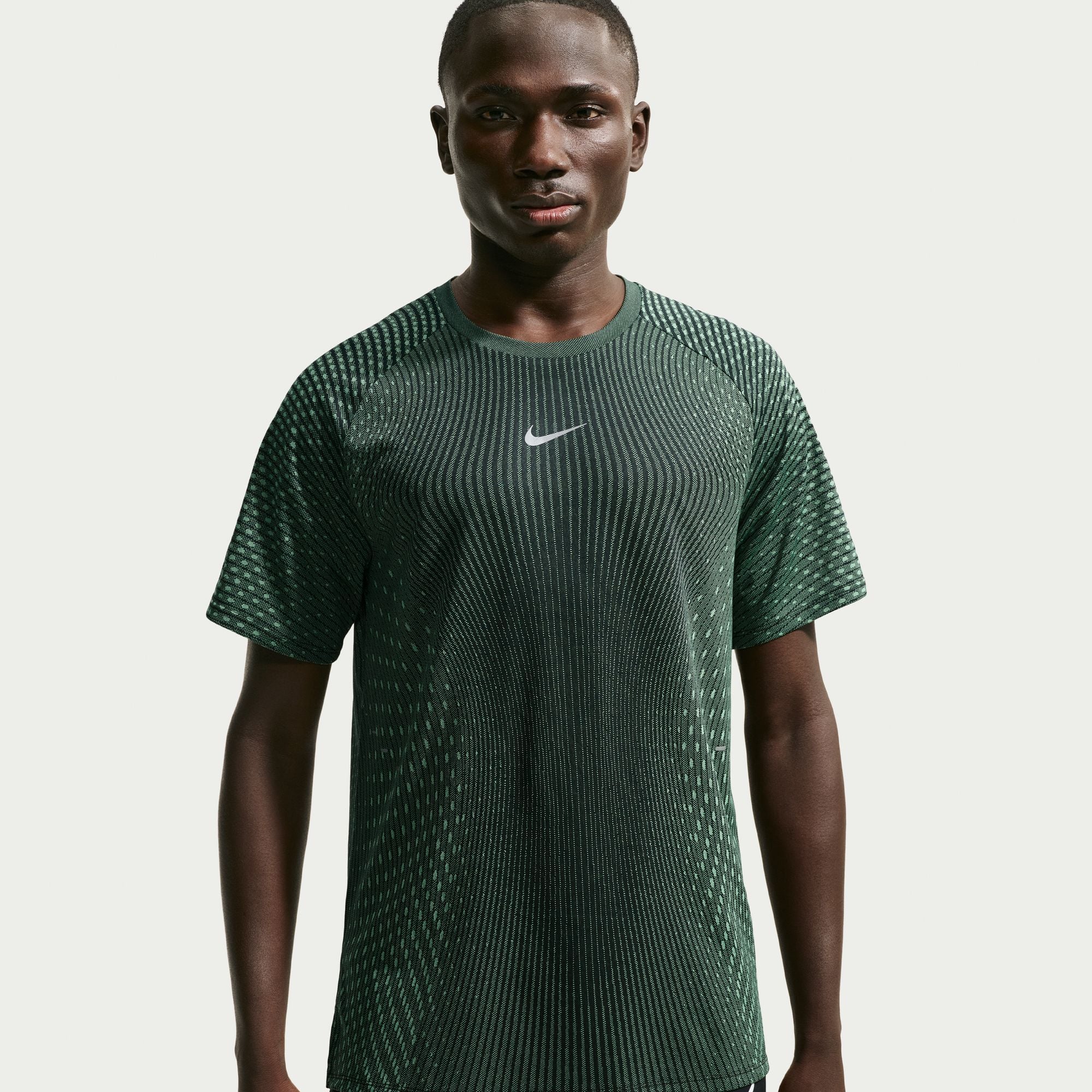 Nike Stride image number 2