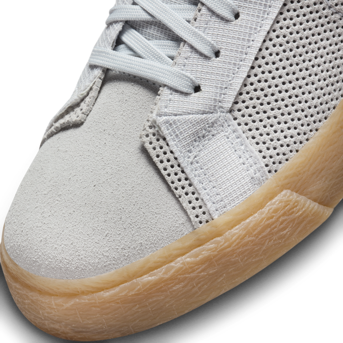 Nike sb zoom blazer low summit white sales