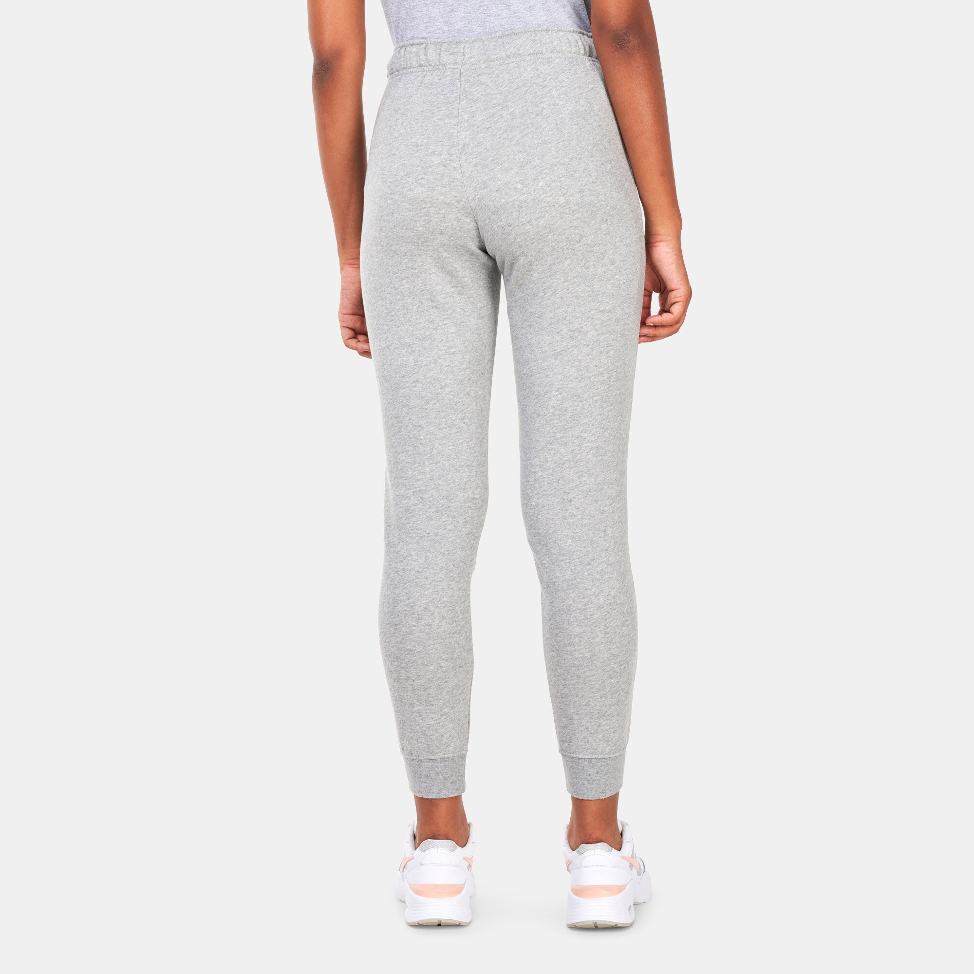 Nike skinny hotsell joggers women's