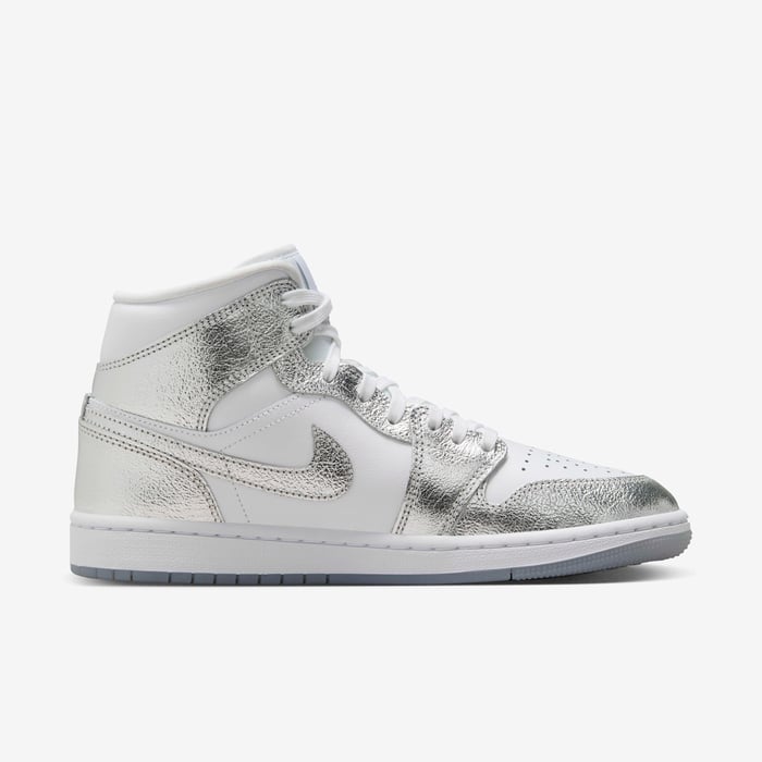 Air Jordan 1 Mid SE image number 2 Air Jordan 1 Mid SE image number 2
