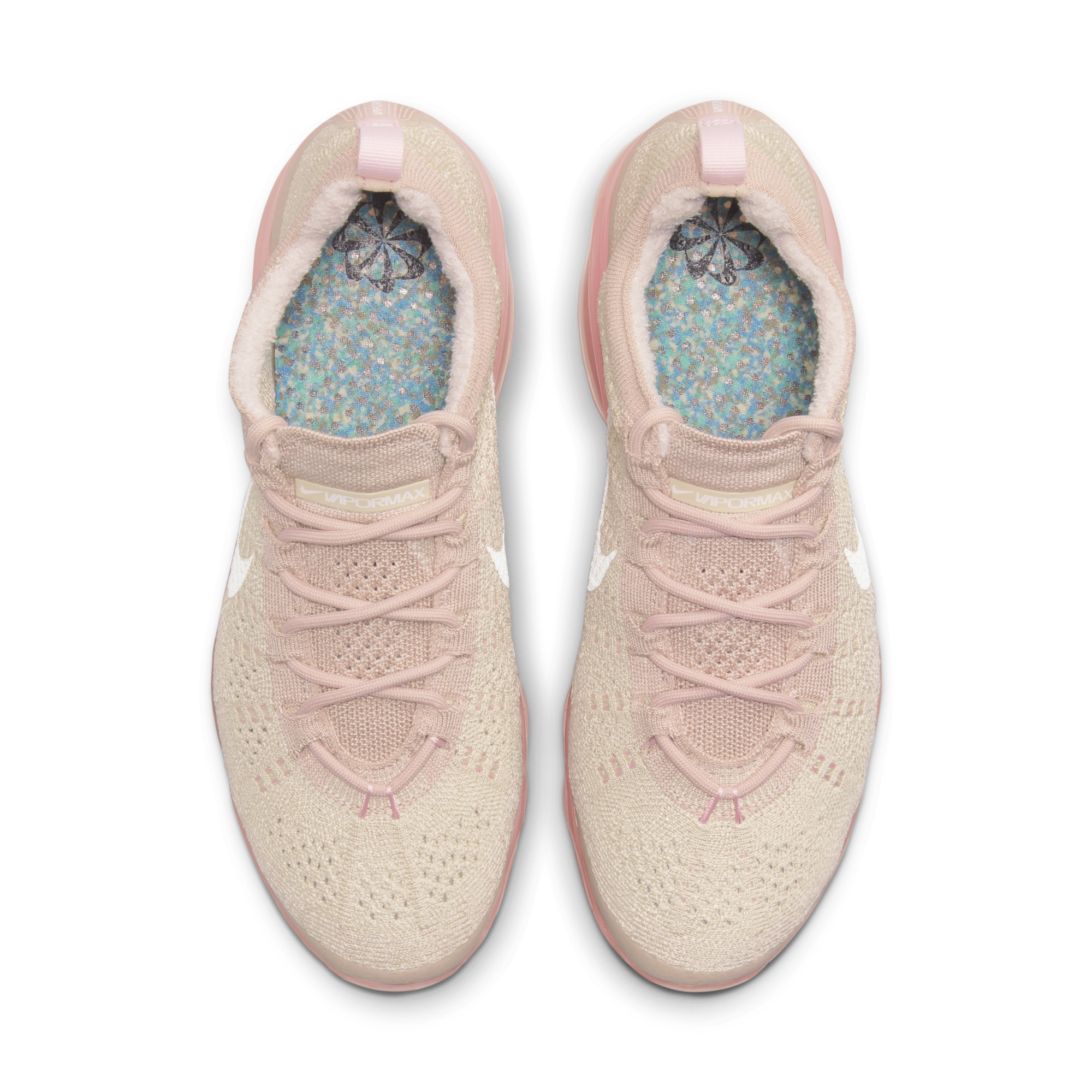 Kids discount pink vapormax