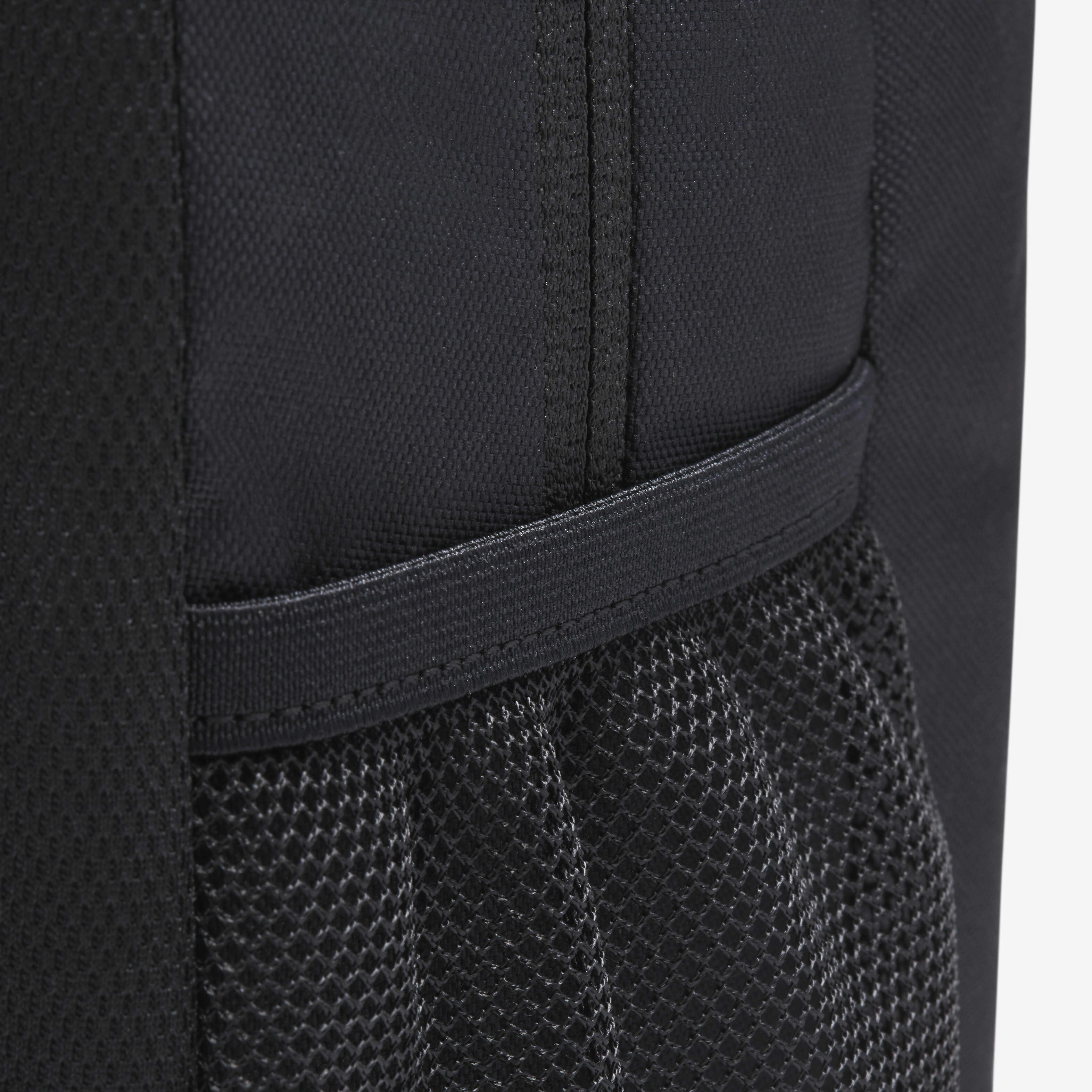 Nike Academy Team image number 6