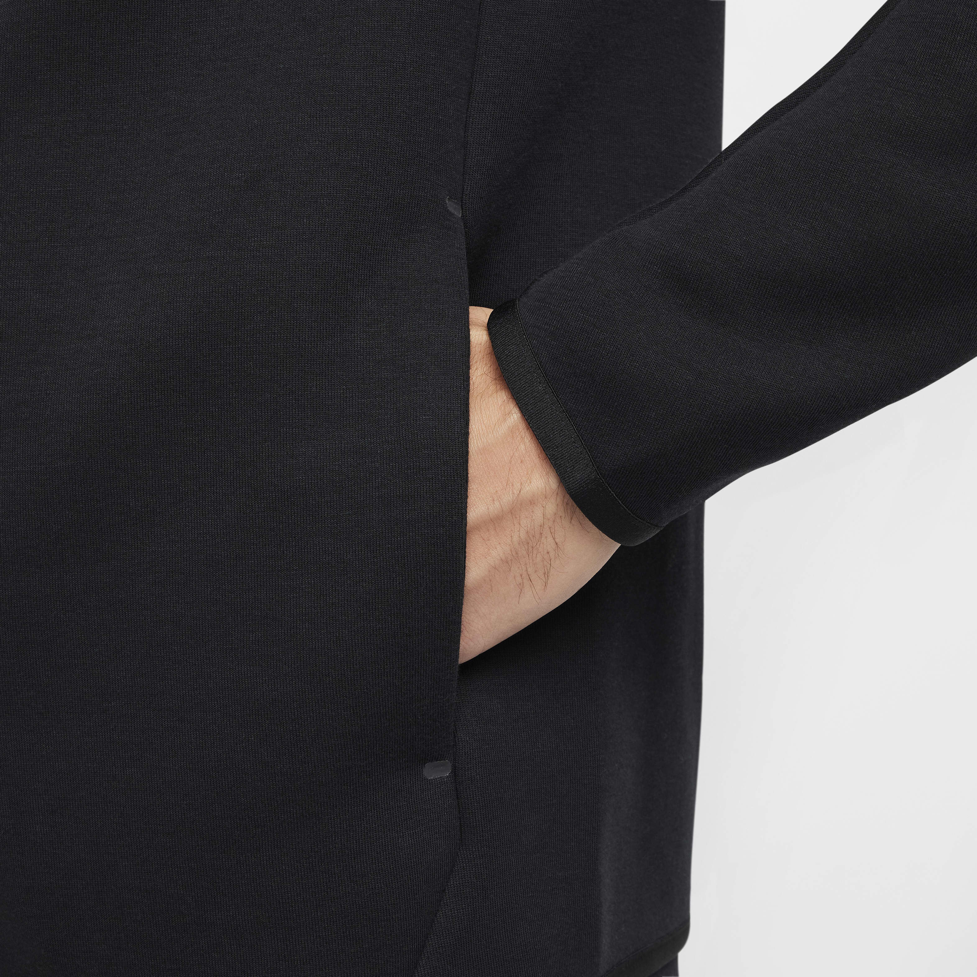 نايكي تك image number 6