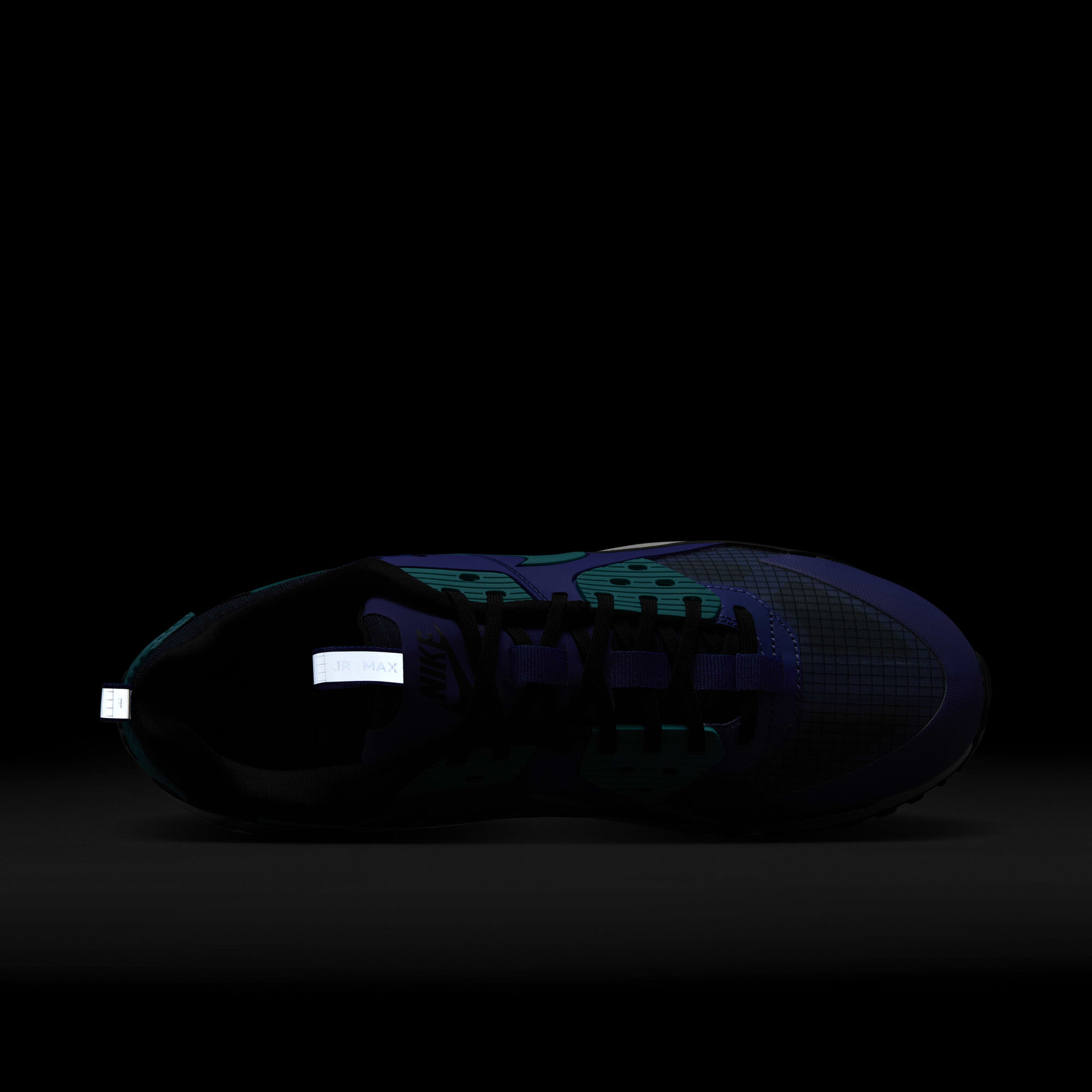 Zoom image