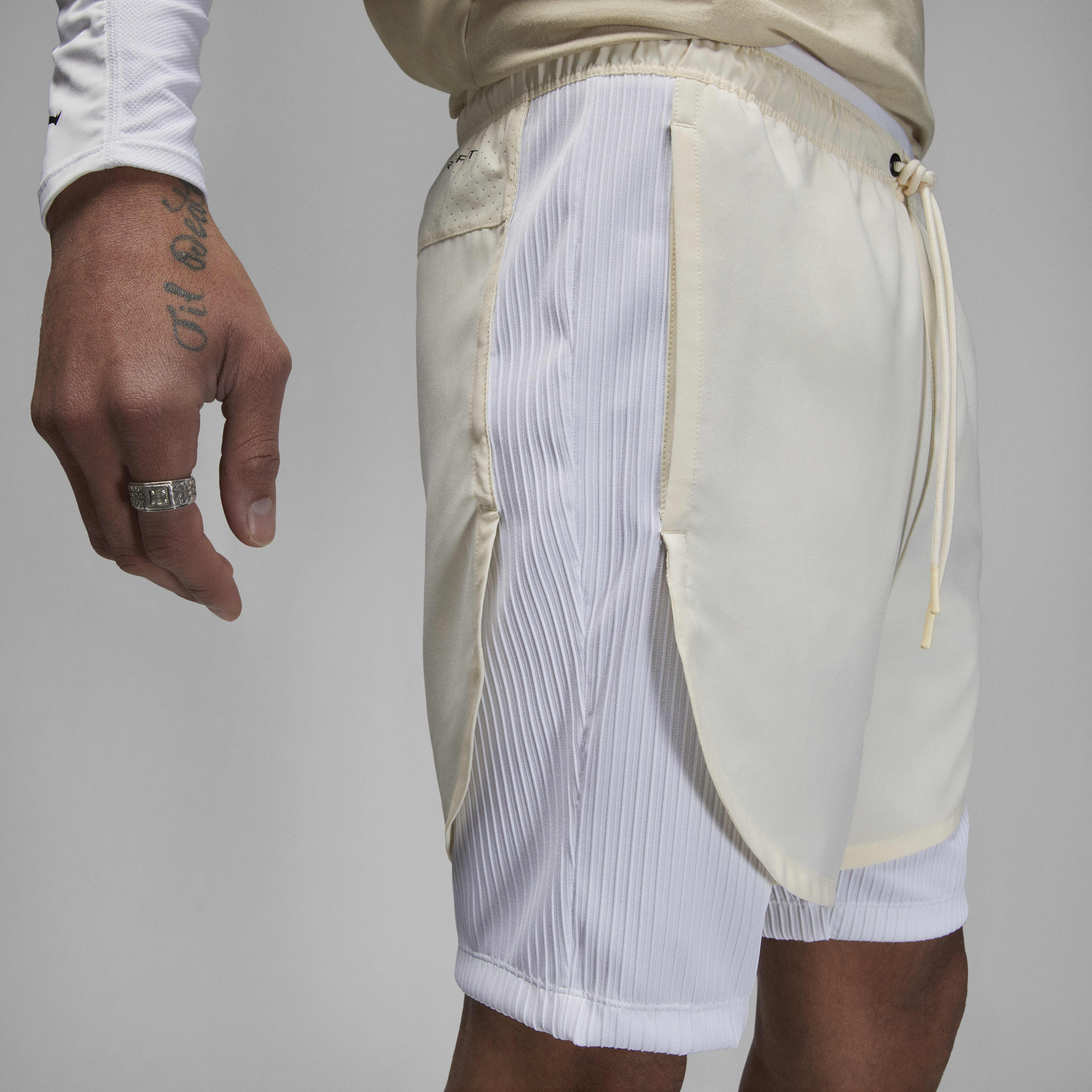 Jordan Dri-FIT Sport image number 4