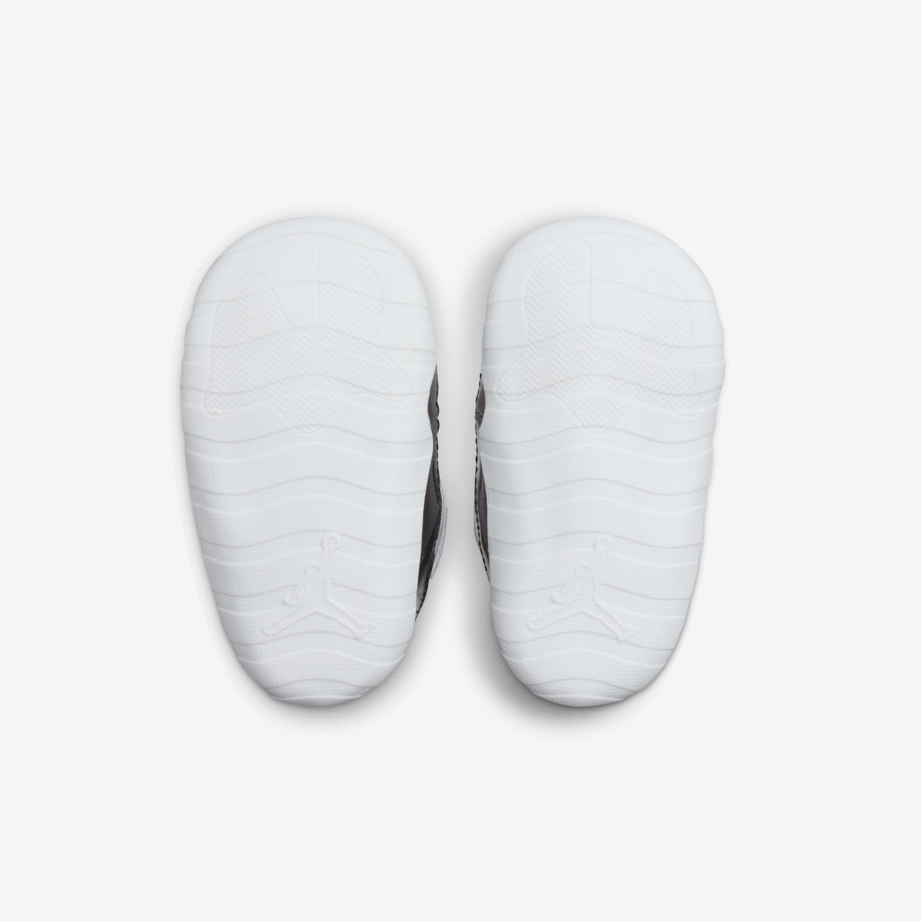 Jordan 11 image number 1