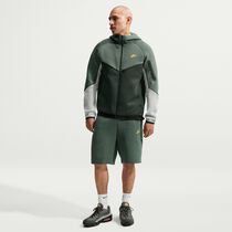 Nike Tech