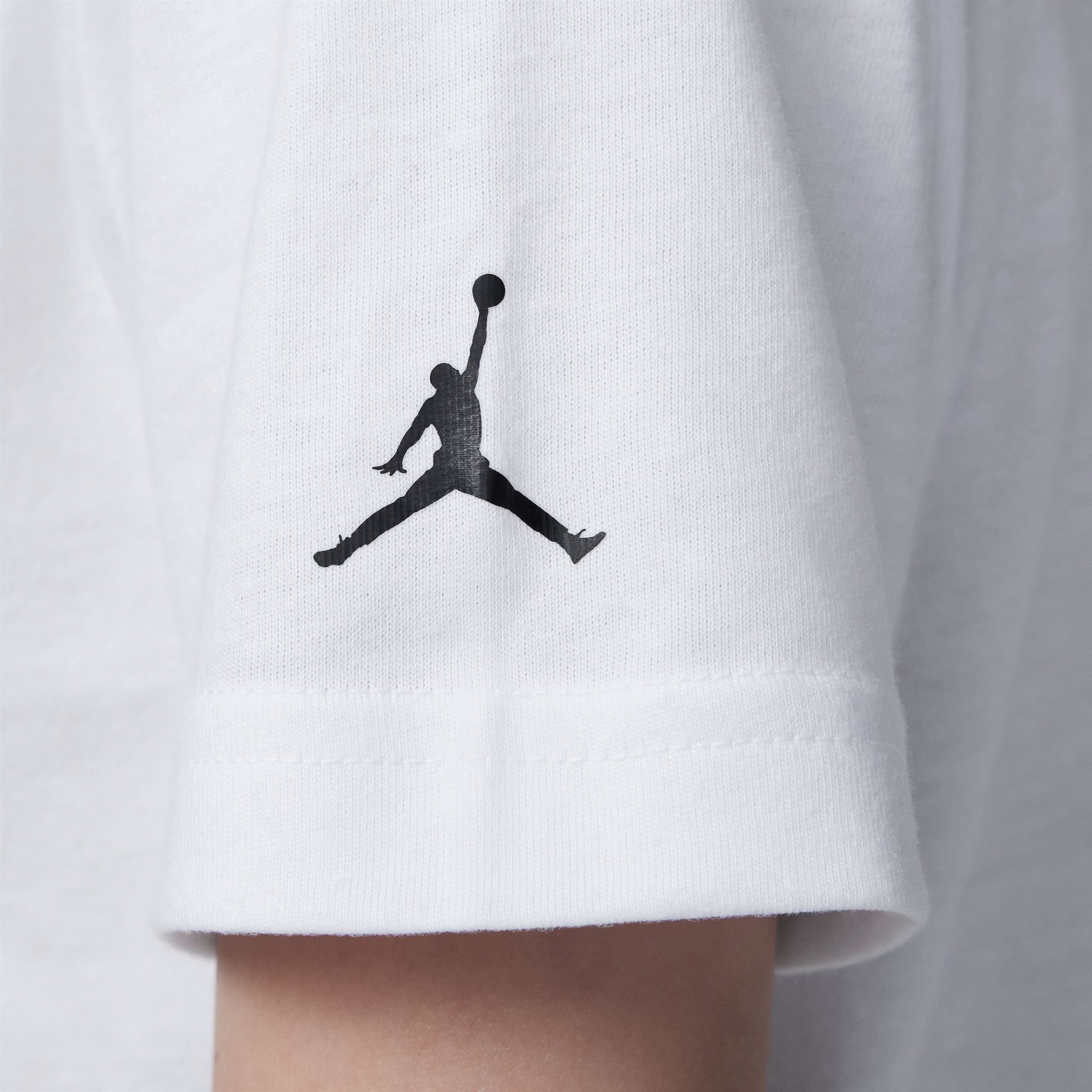 Air Jordan image number 2