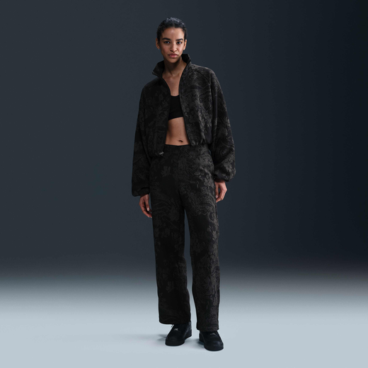 Retro Running Looks-Nike, Nike Sportswear Collection, Women's Mid-Rise Jacquard Tracksuit Bottoms Retro Running Looks-Nike, Nike Sportswear Collection, Women's Mid-Rise Jacquard Tracksuit Bottoms
