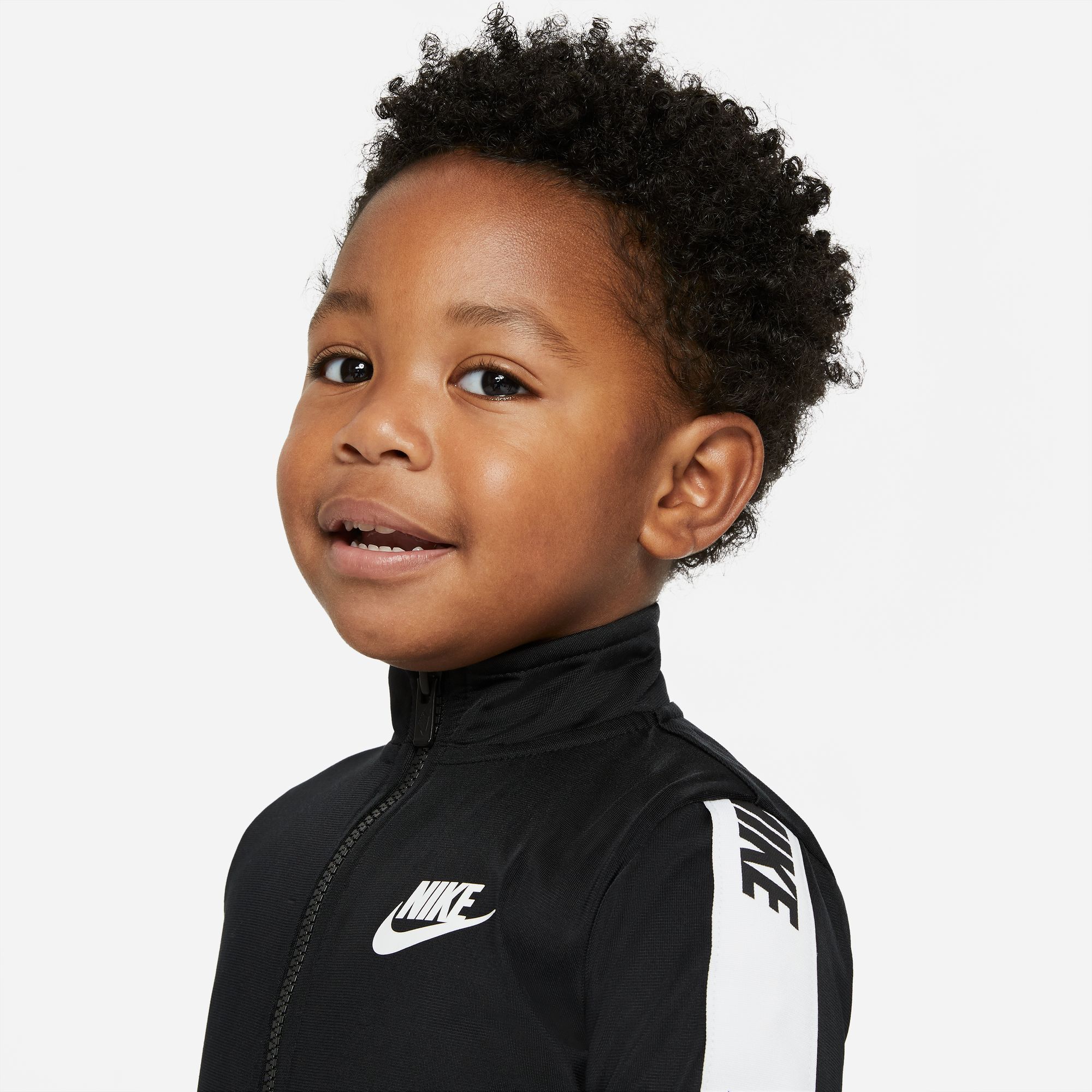 نايكي image number 1