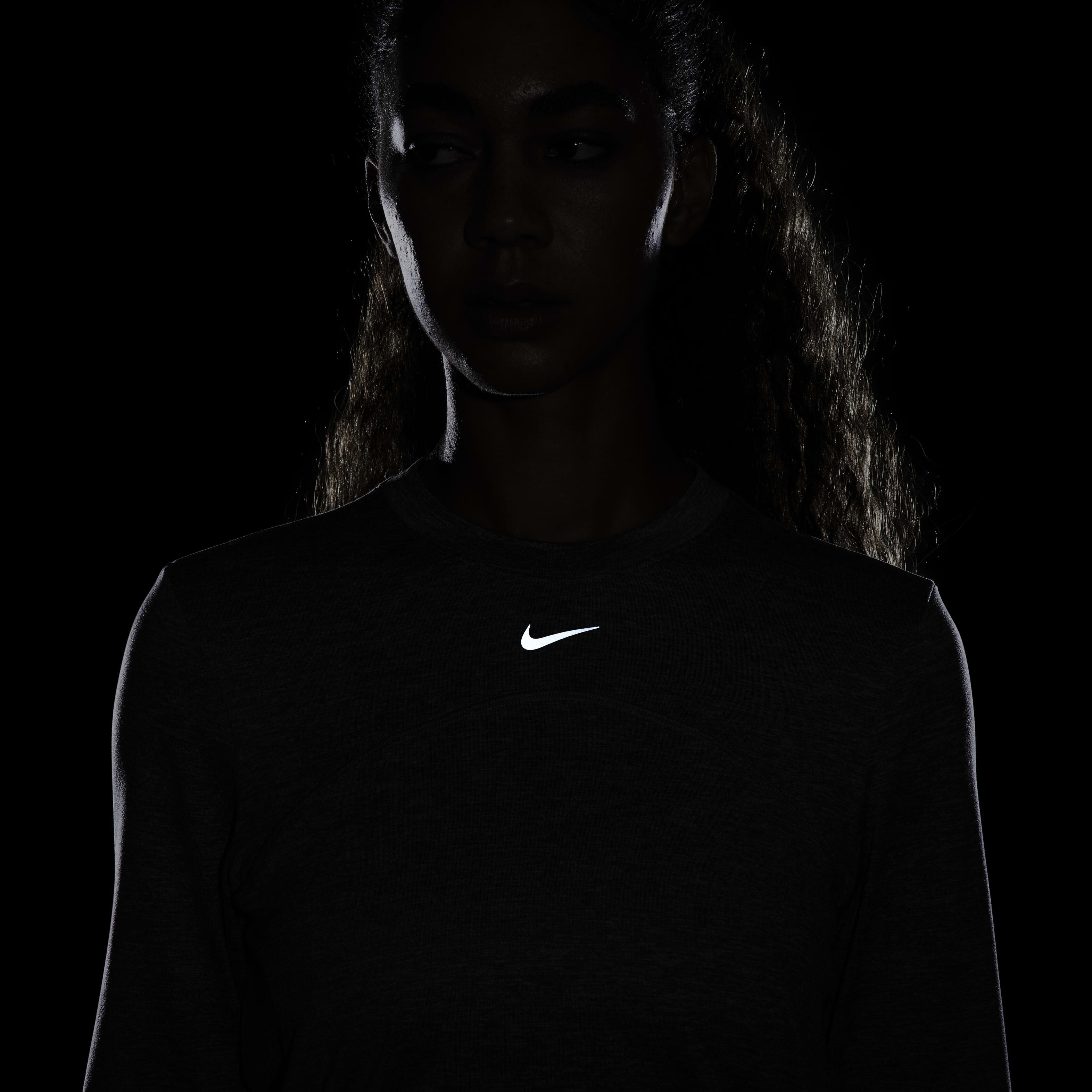 Nike Dri-FIT Swift UV image number 7