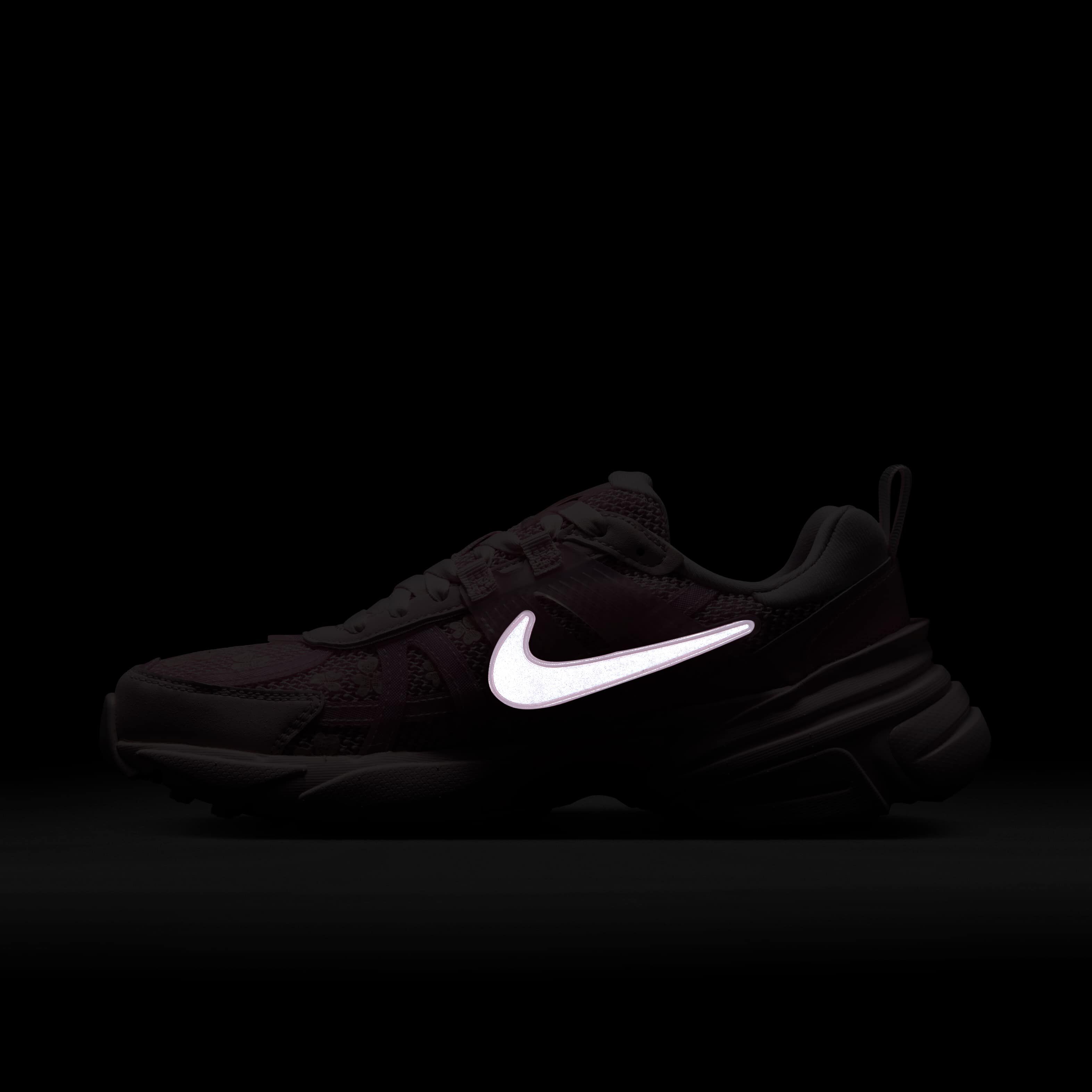 Nike V2K Run image number 9