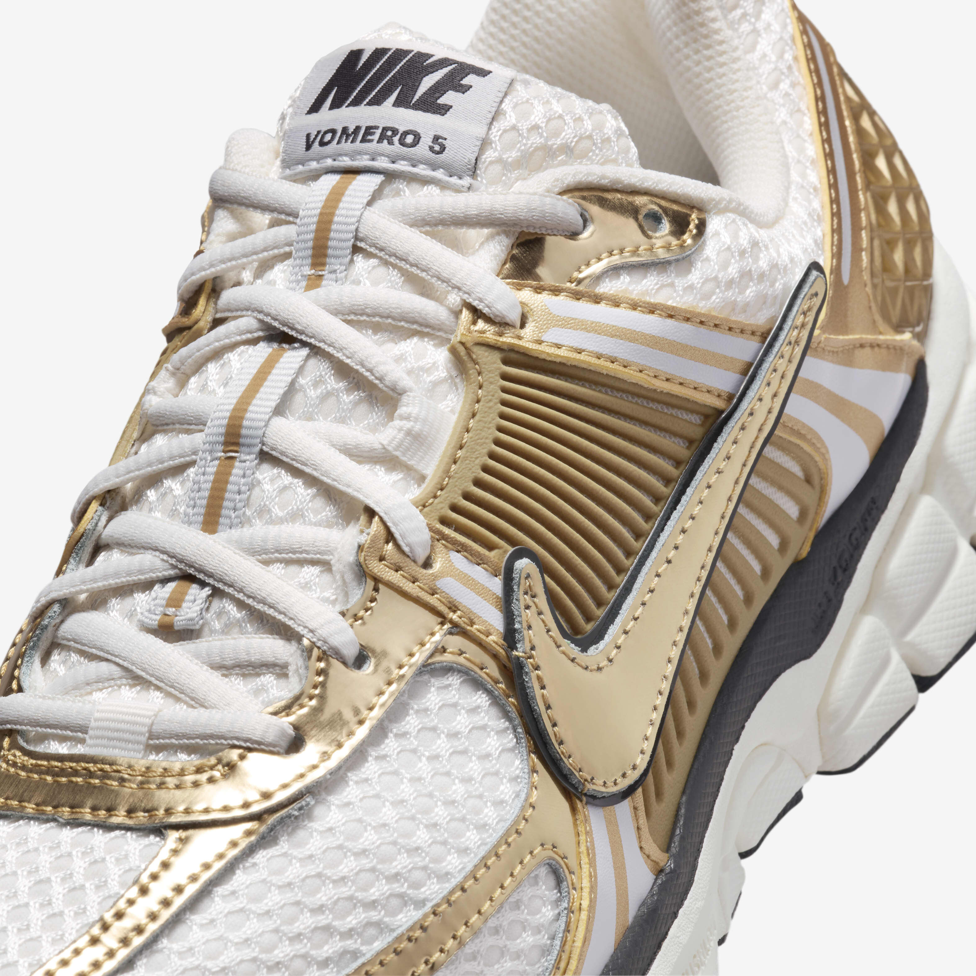Buy Nike Zoom Vomero 5 Gold Women s Shoes Nike Saudi Official