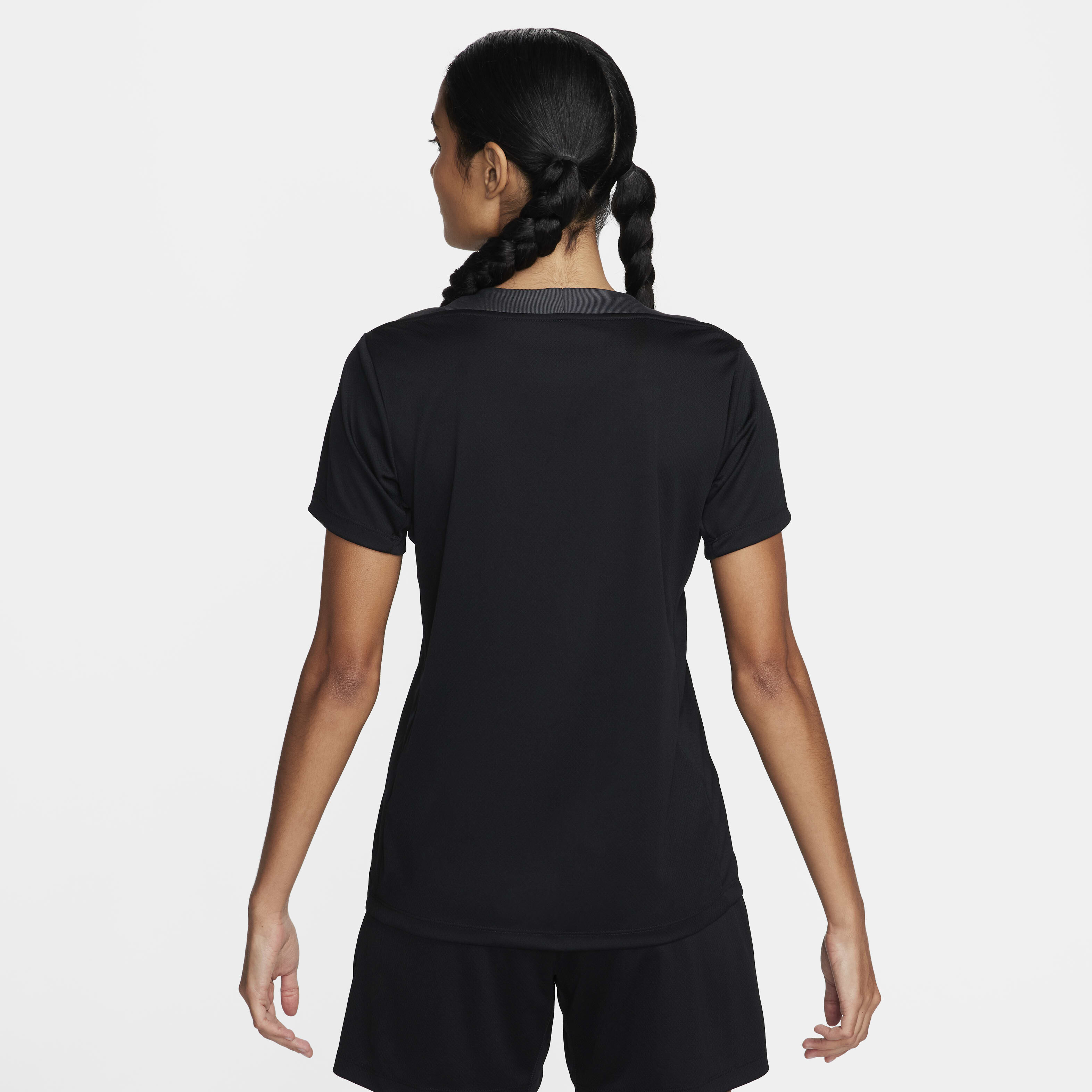 Nike Strike image number 1