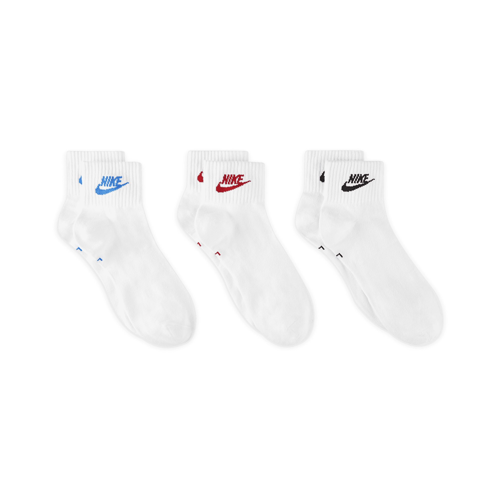 Shop Everyday Essential Ankle Socks 3 Pairs Nike KSA