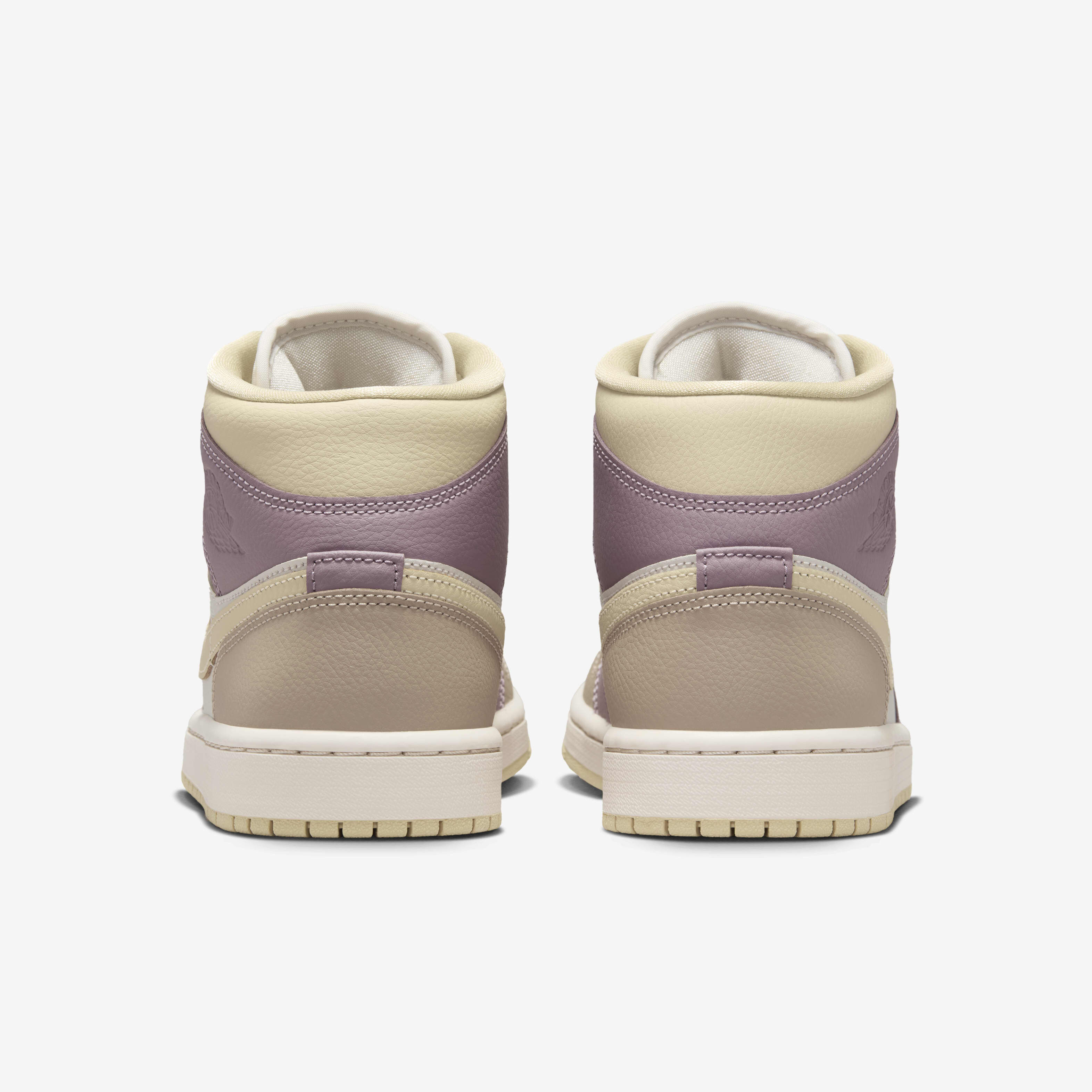 اير جوردن 1 ميد image number 5