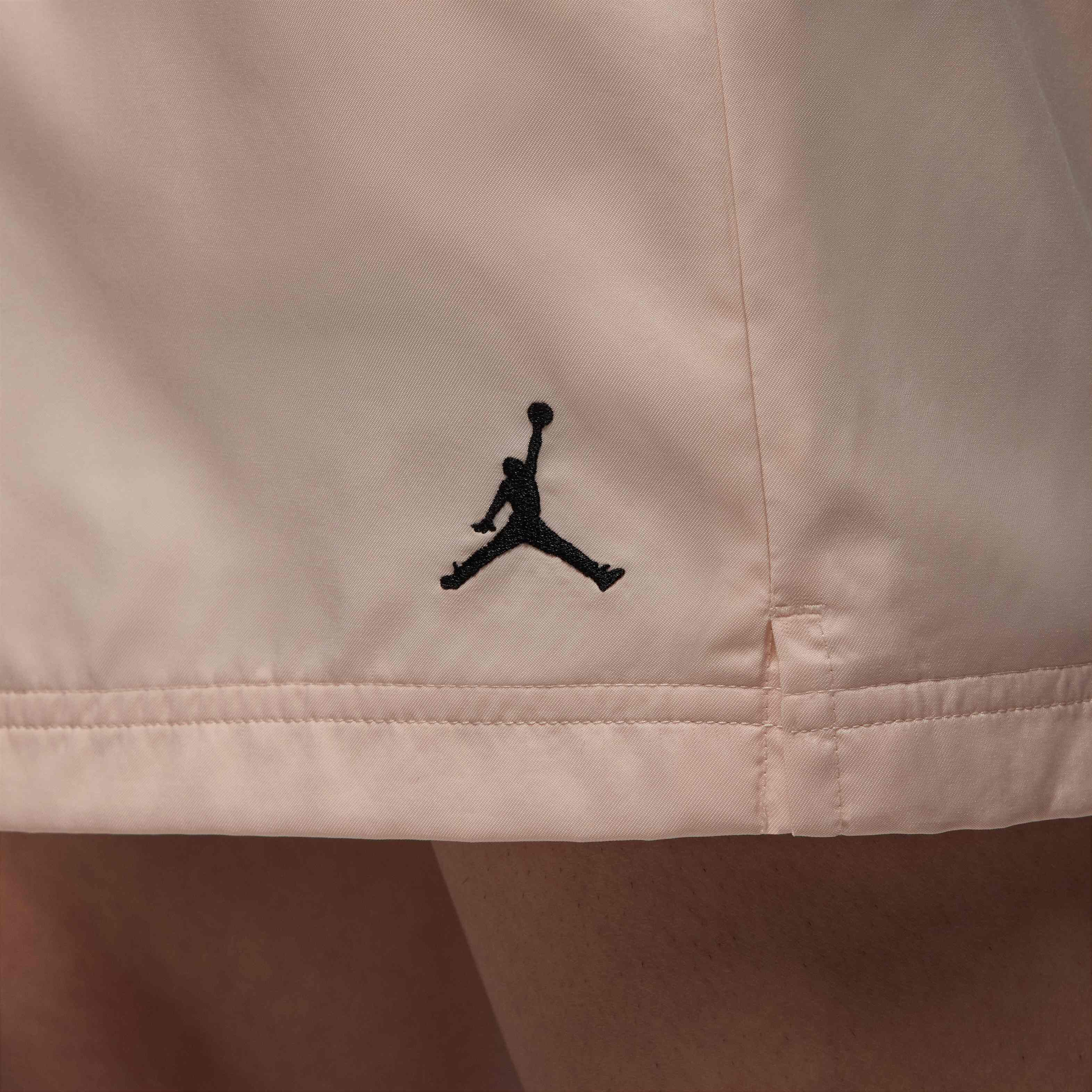 Jordan Essentials image number 6