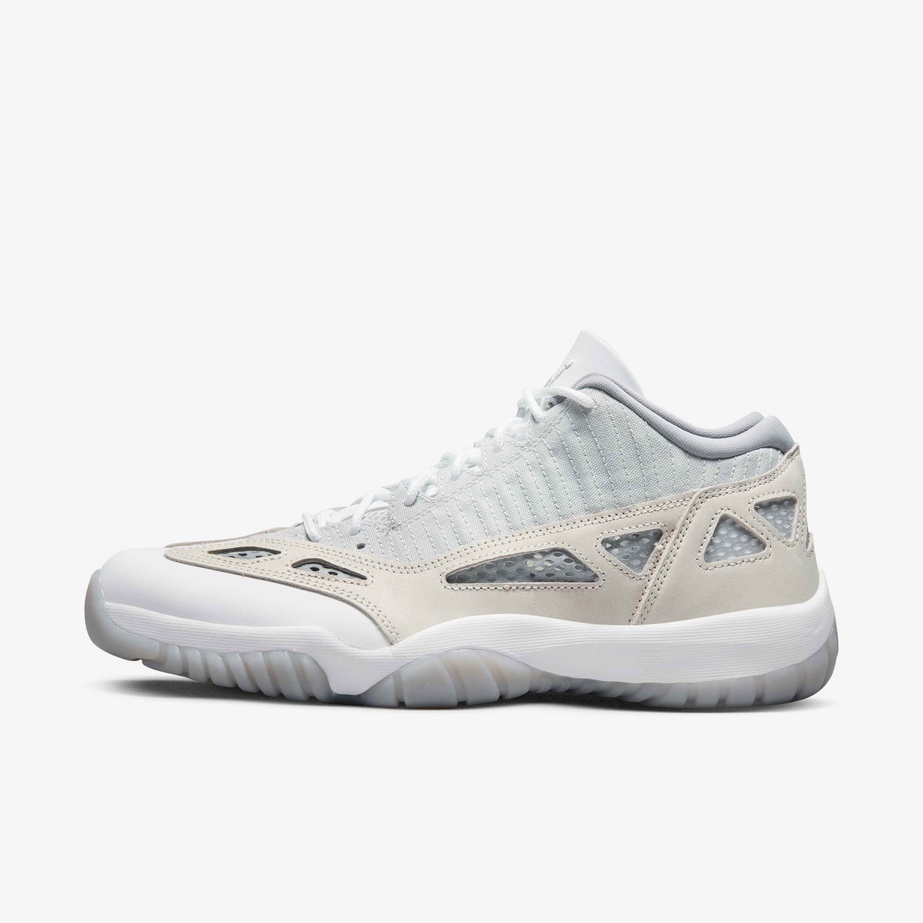 Air Jordan 11 Retro Low IE image number 0
