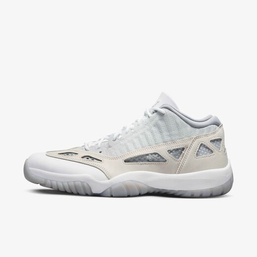 Air Jordan 11 Retro Low IE
