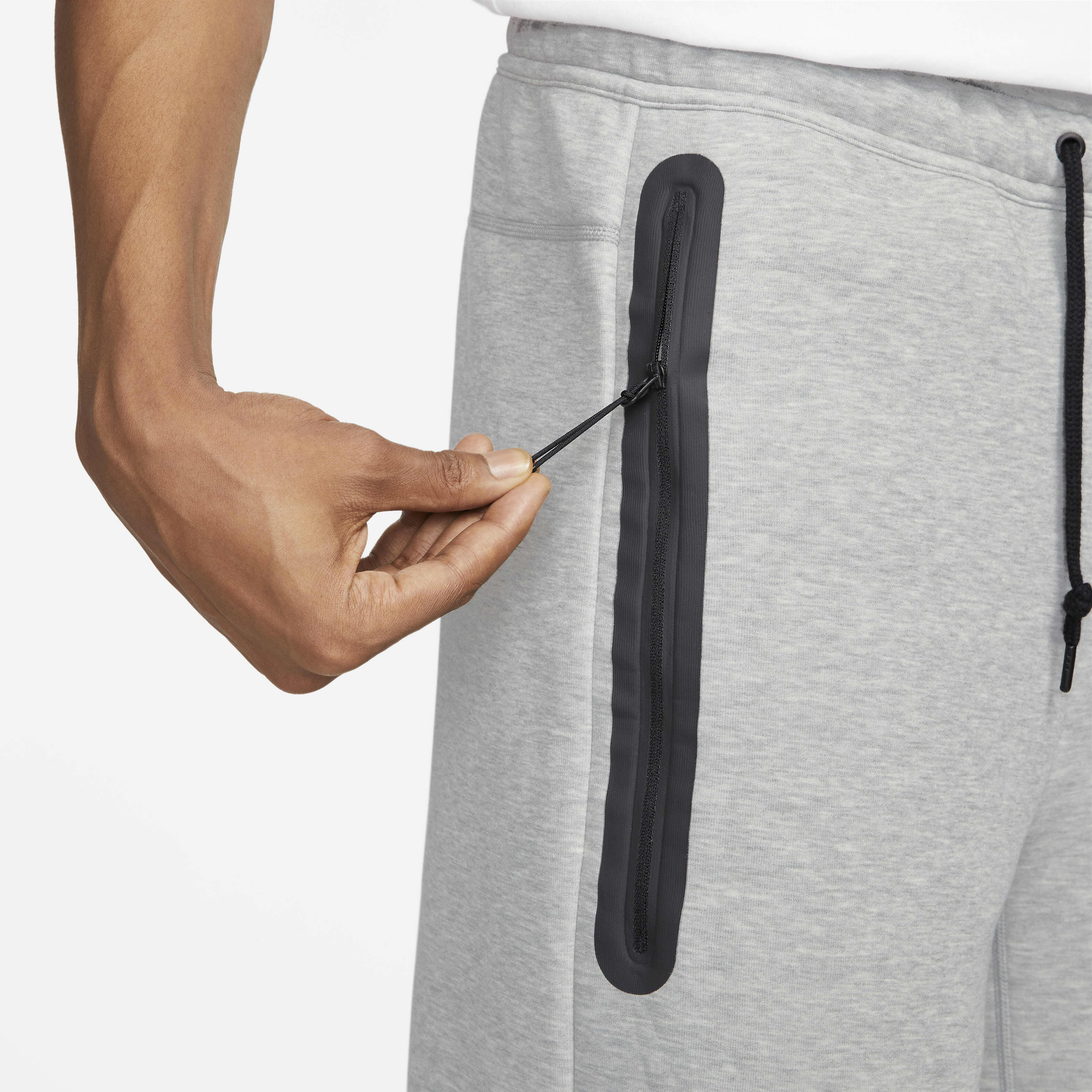 Nike tech fleece shorts with zipper outlet