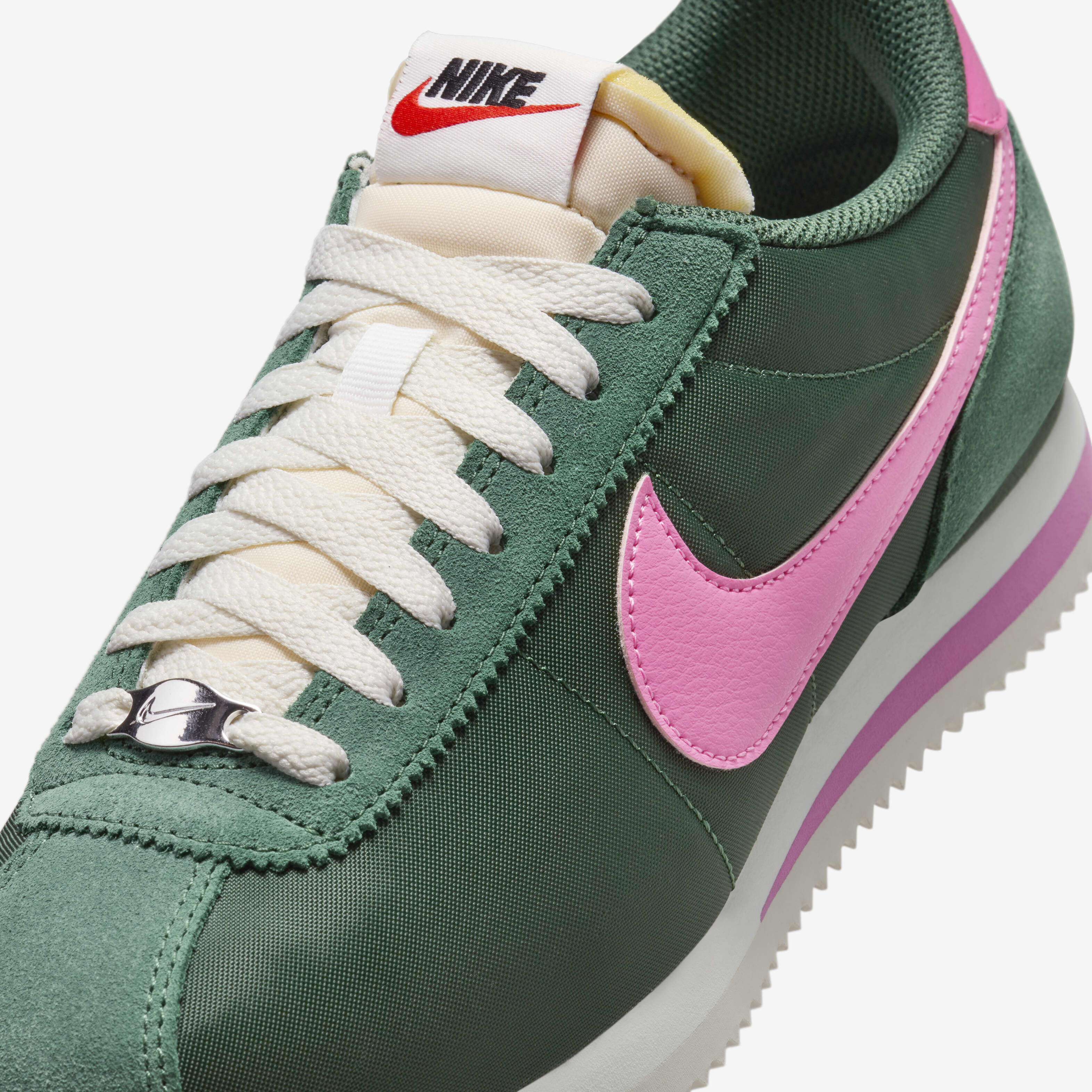 Nike cortez premium verde sales
