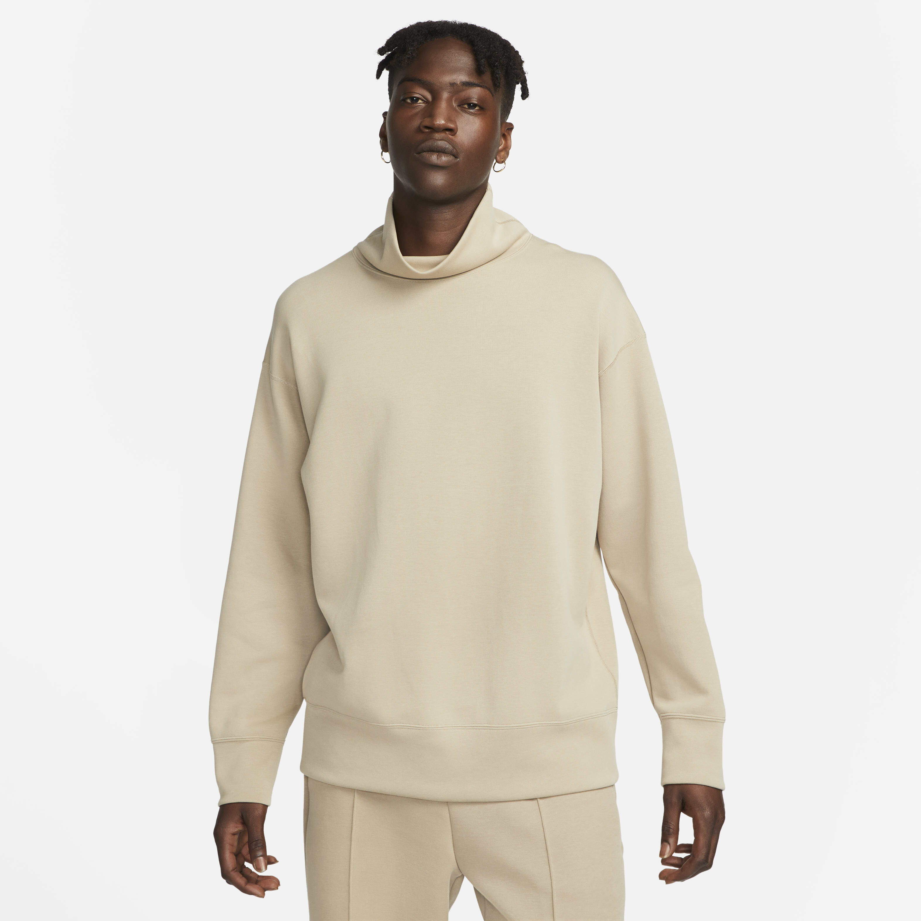 Tech sweater nike discount