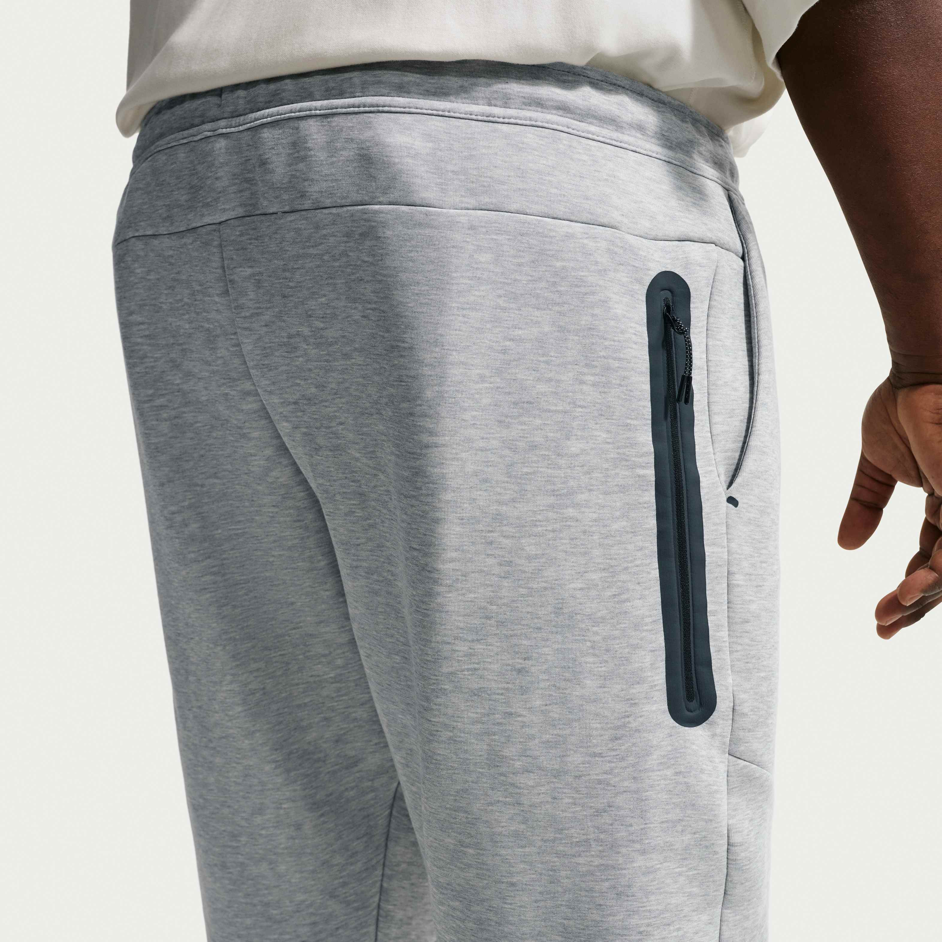 Nike Tech image number 8
