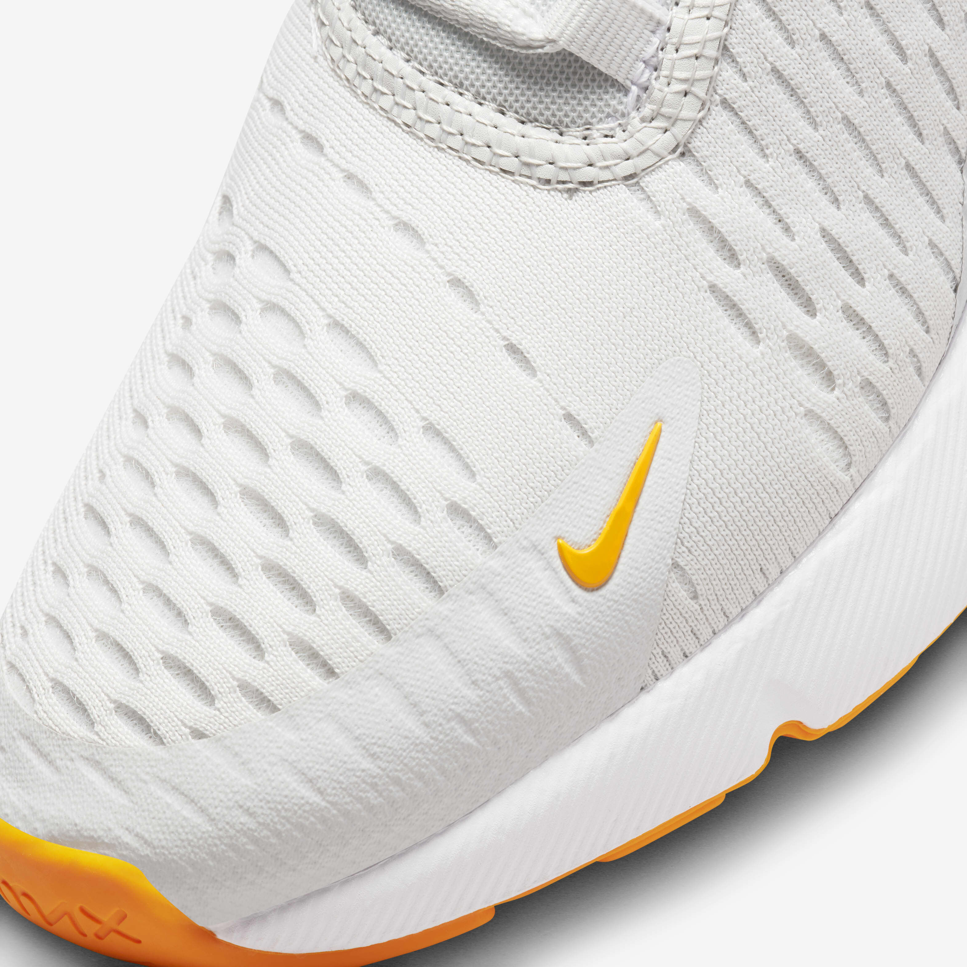 اير ماكس 270 image number 6