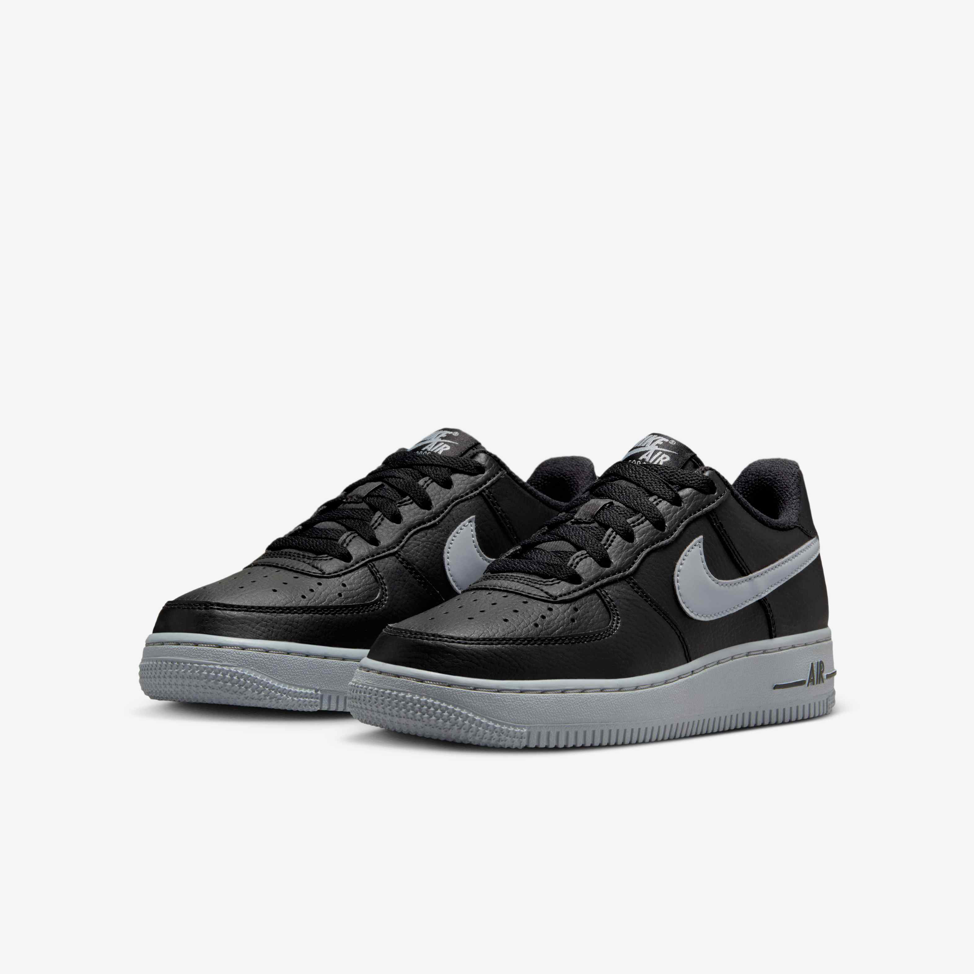 Nike Air Force 1 image number 4