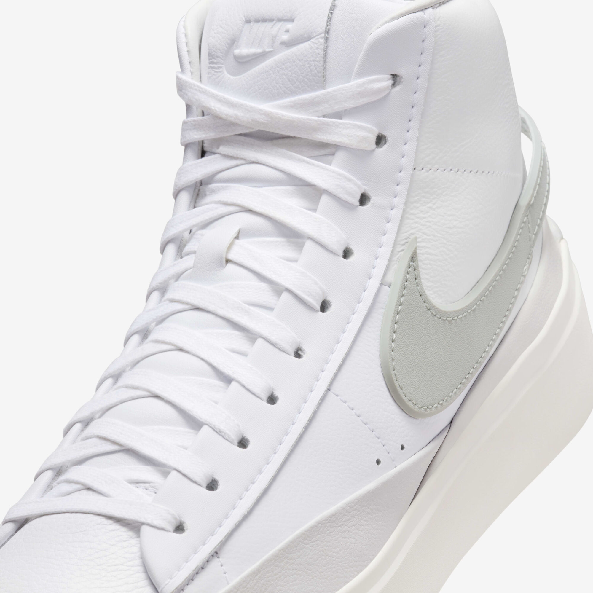 Zoom image