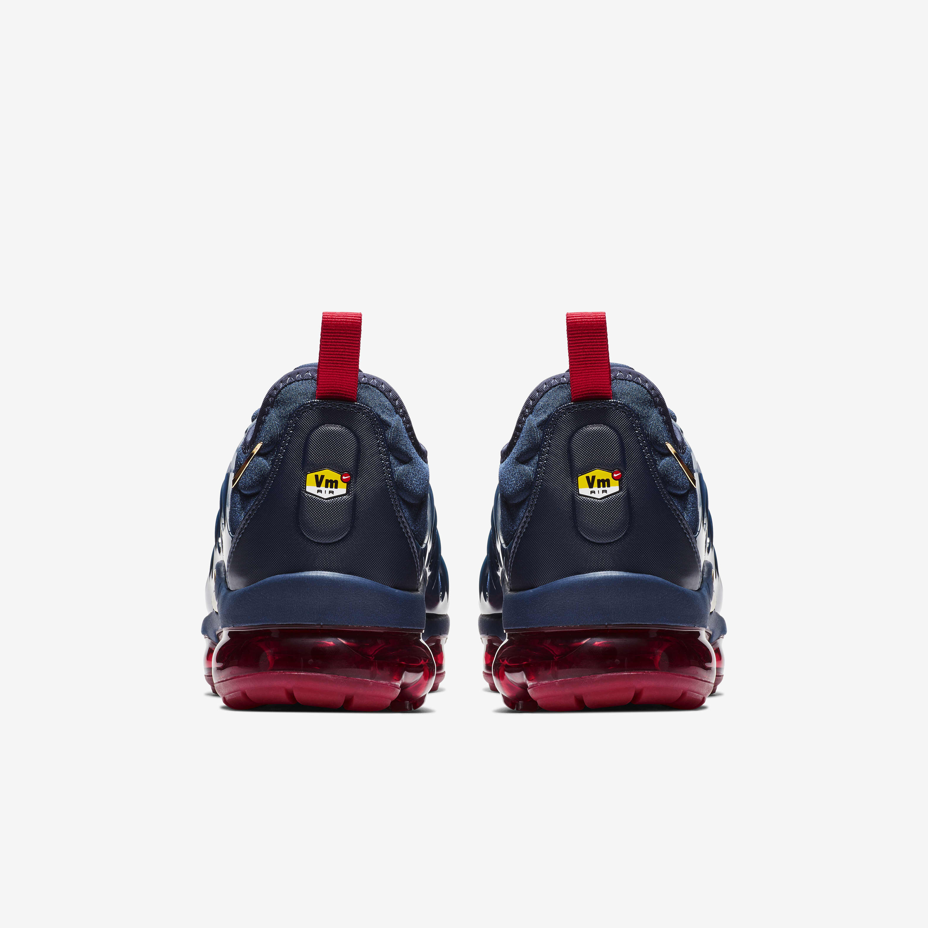 Buy Nike Air VaporMax Plus Men s Shoes Nike Saudi Official