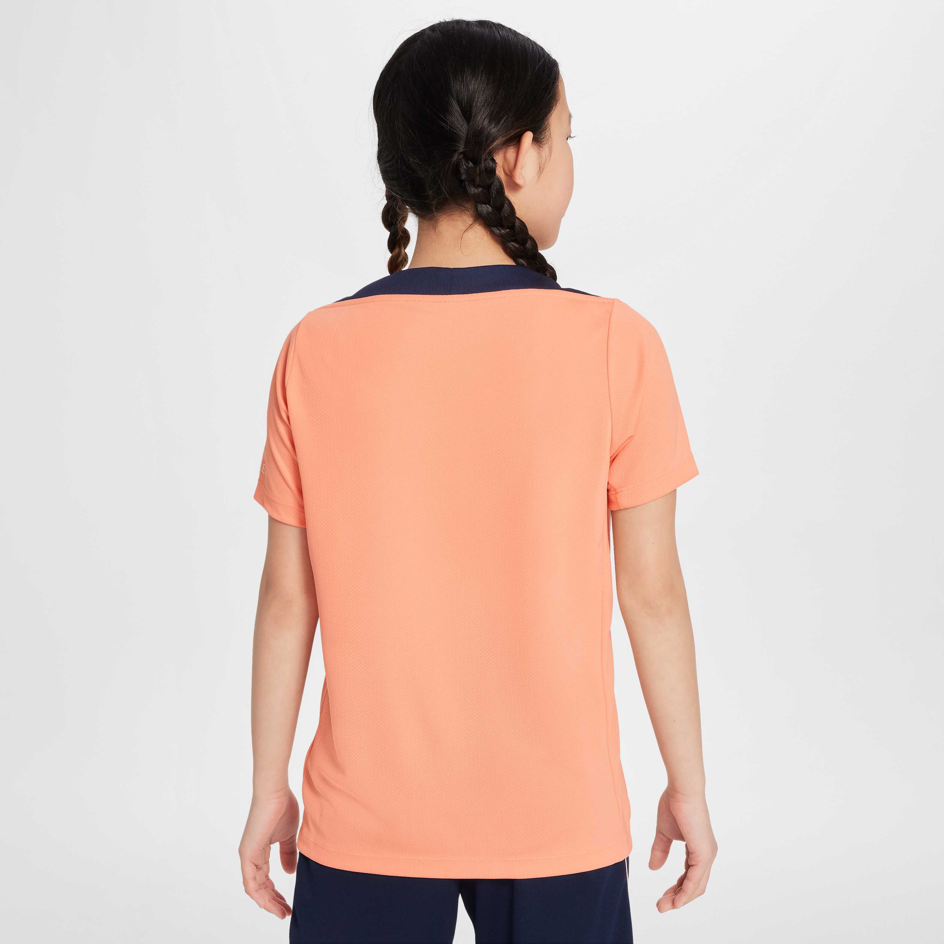 Chelsea F.C. Strike Special Edition image number 1