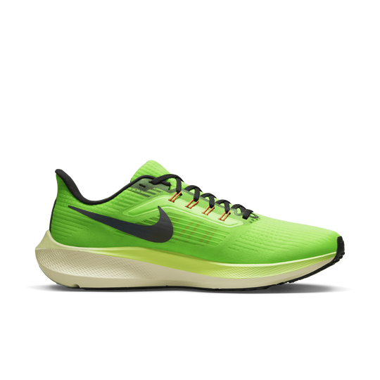 Green nike discount running shoes
