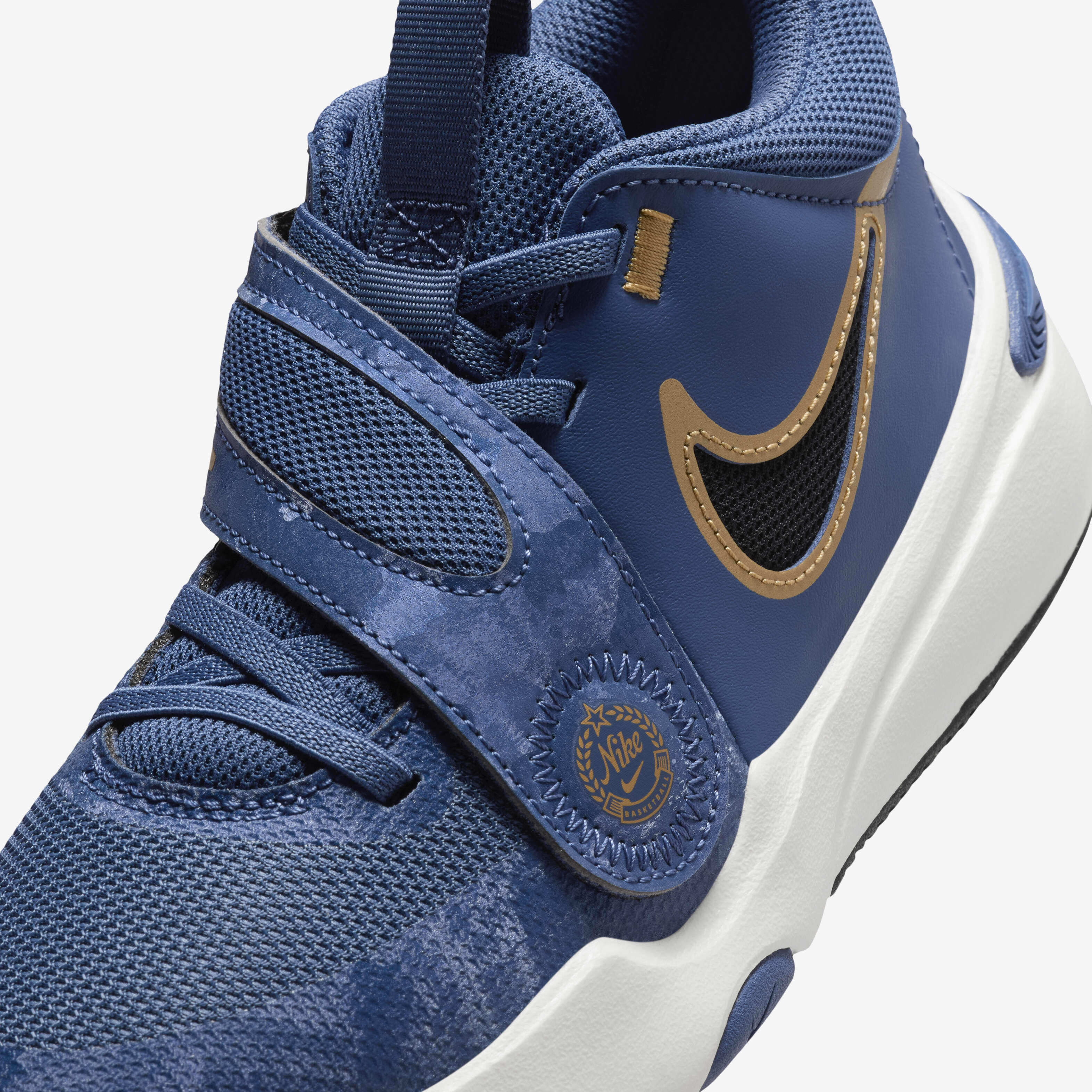 Nike team shoes hot sale