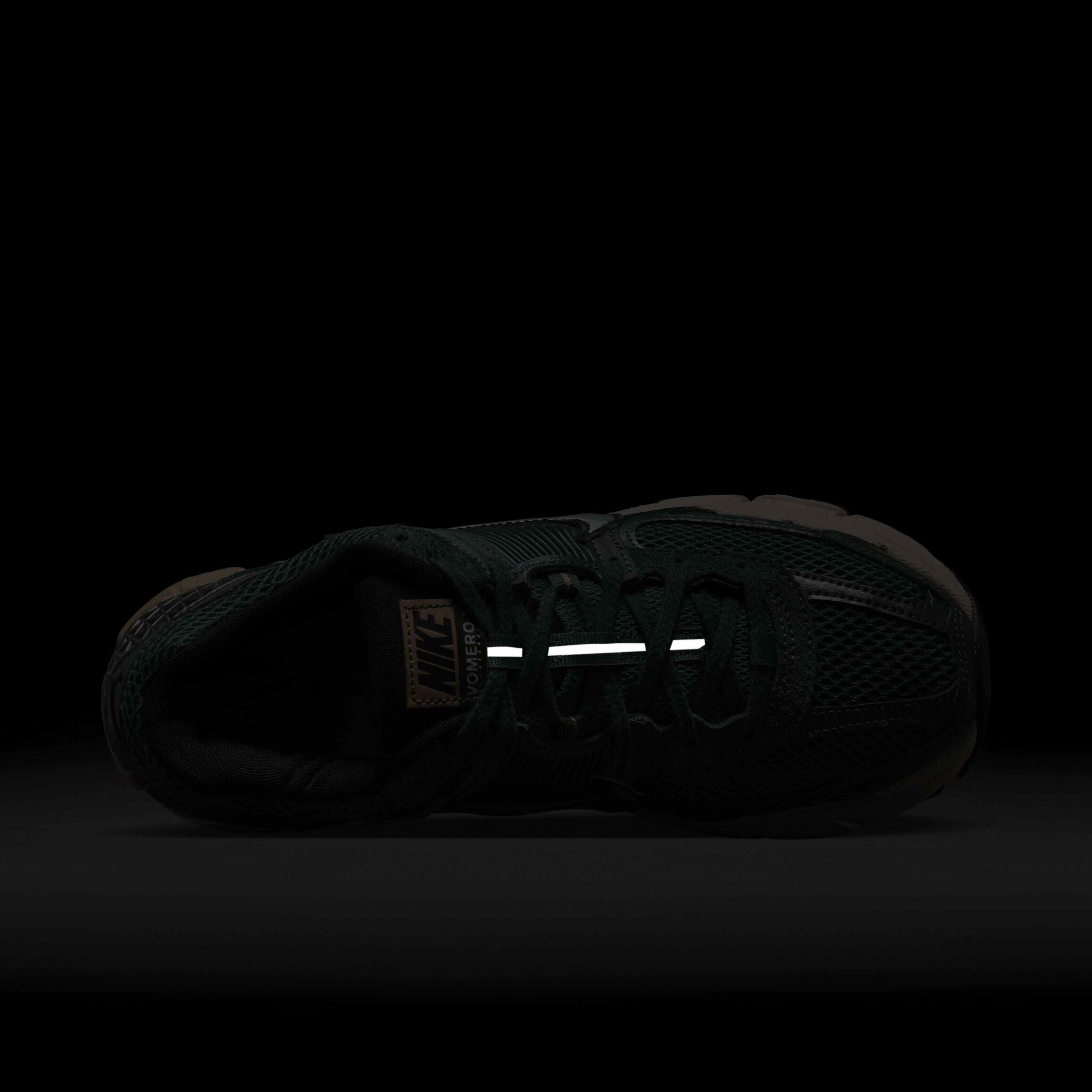 Nike Zoom Vomero 5 image number 8