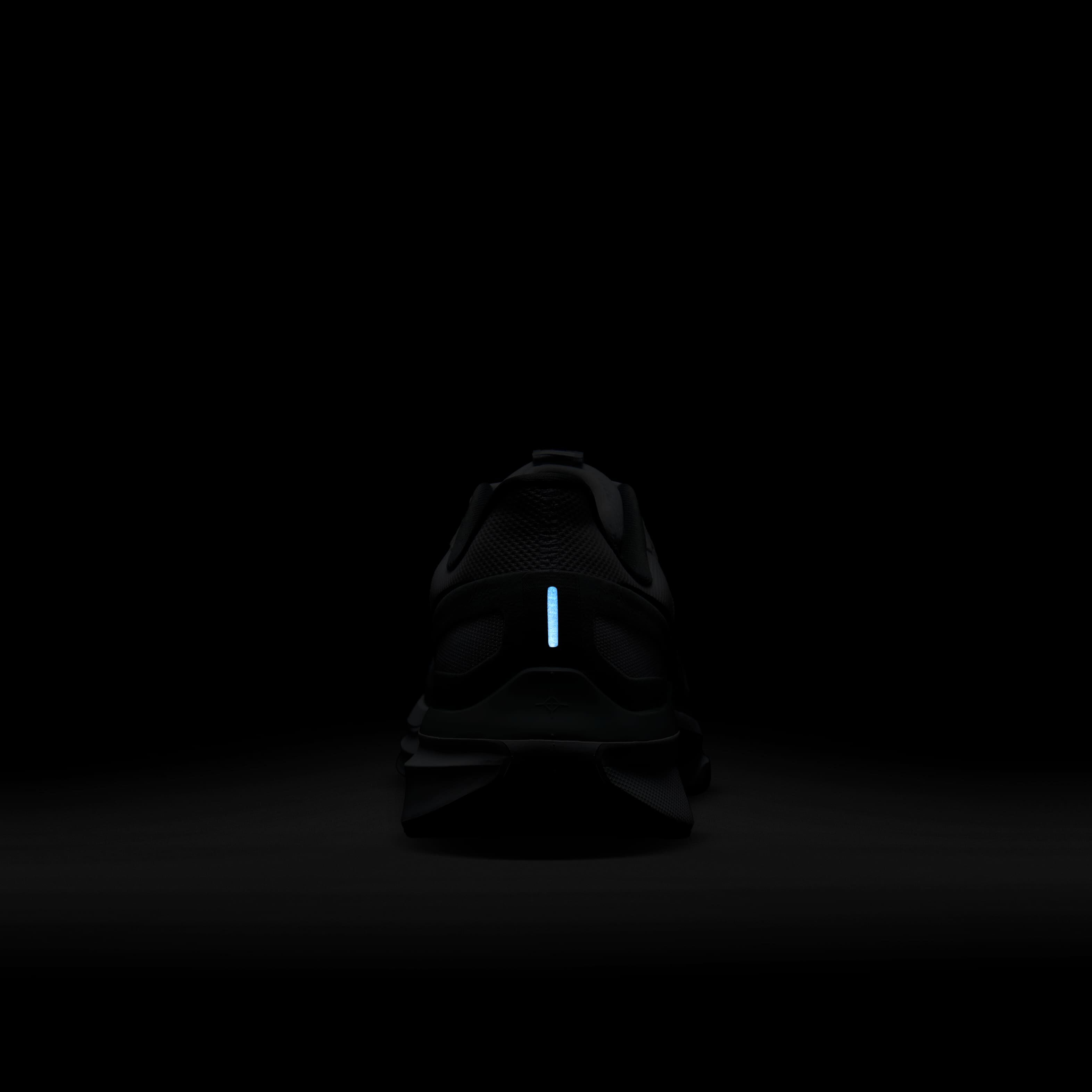 Nike Structure 25 image number 8