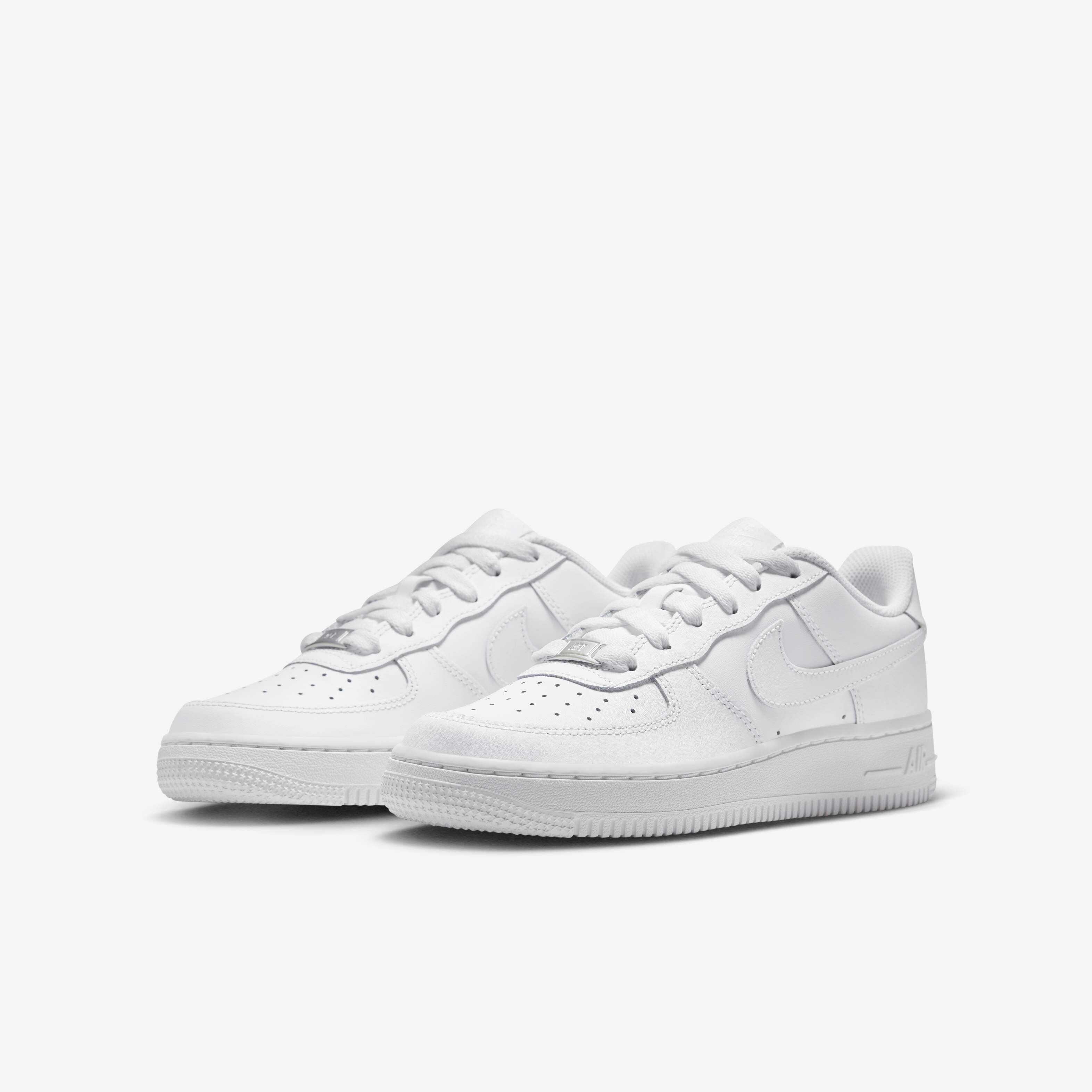 Buy Nike Air Force 1 LE Older Kids Shoe Nike Saudi Official