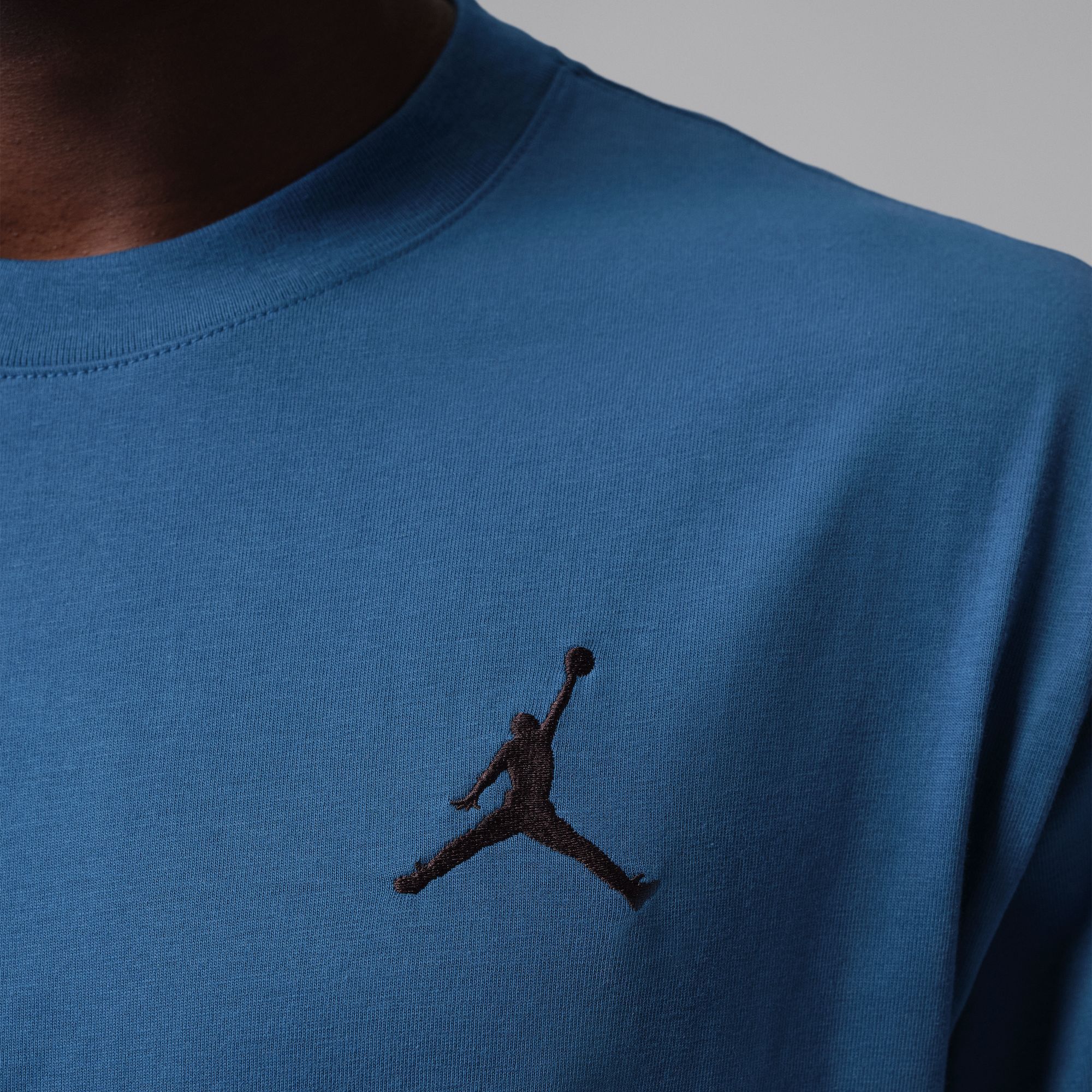 Jordan image number 3