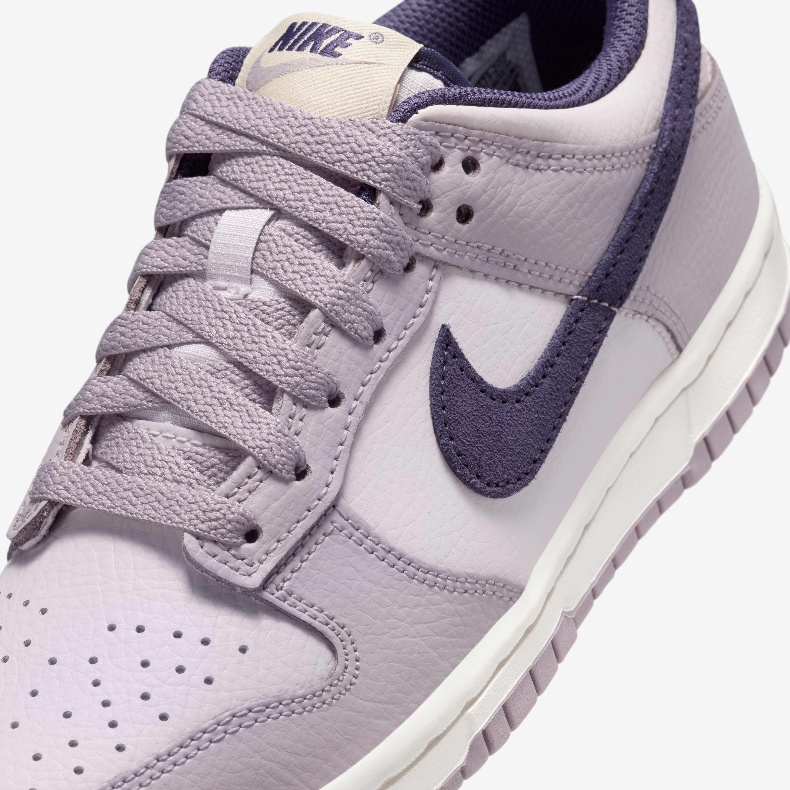 靴 NIKE DUNK LOW LIGHT VIOLET Dunk-Low-_GS_---White-Viotech-
