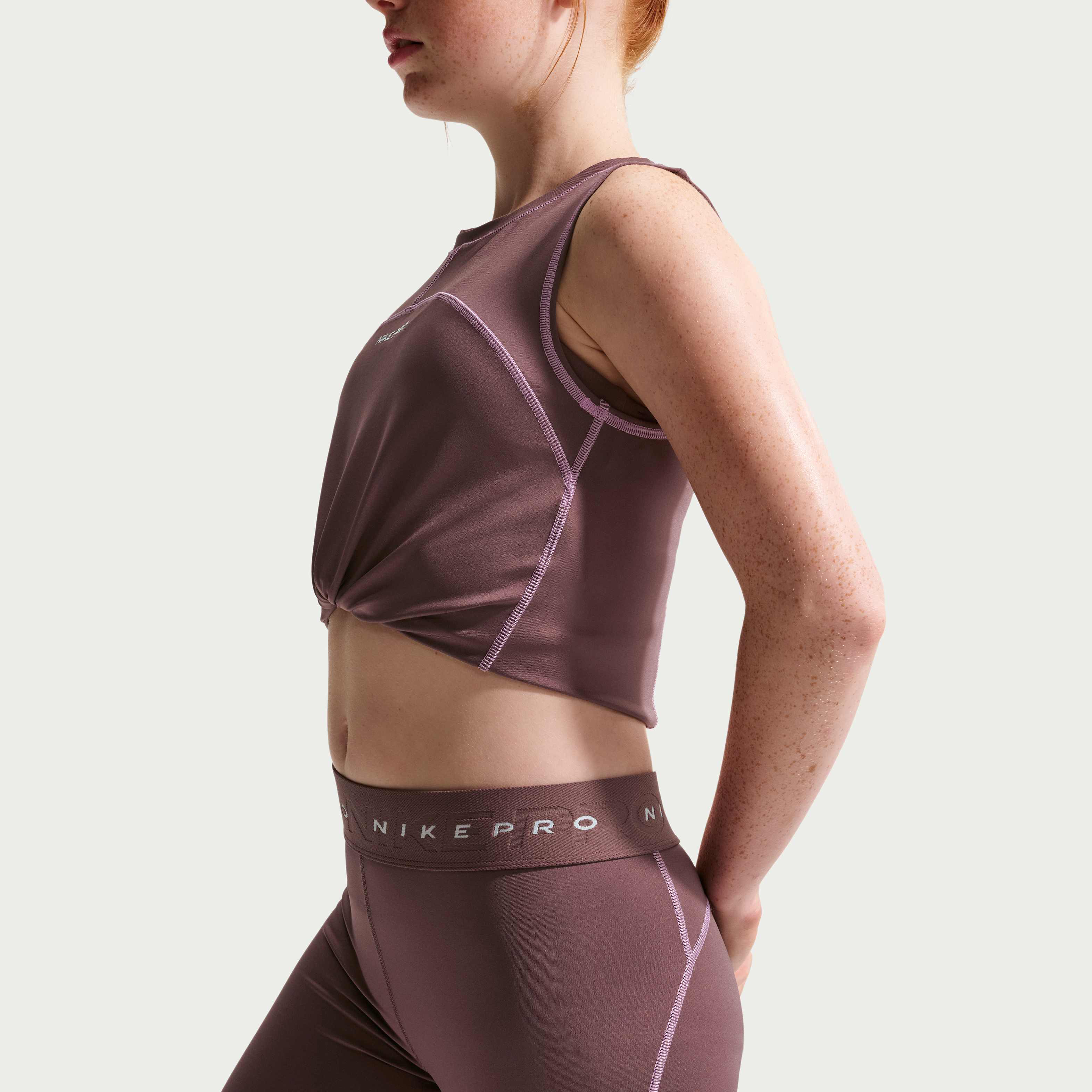 نايكي برو image number 3