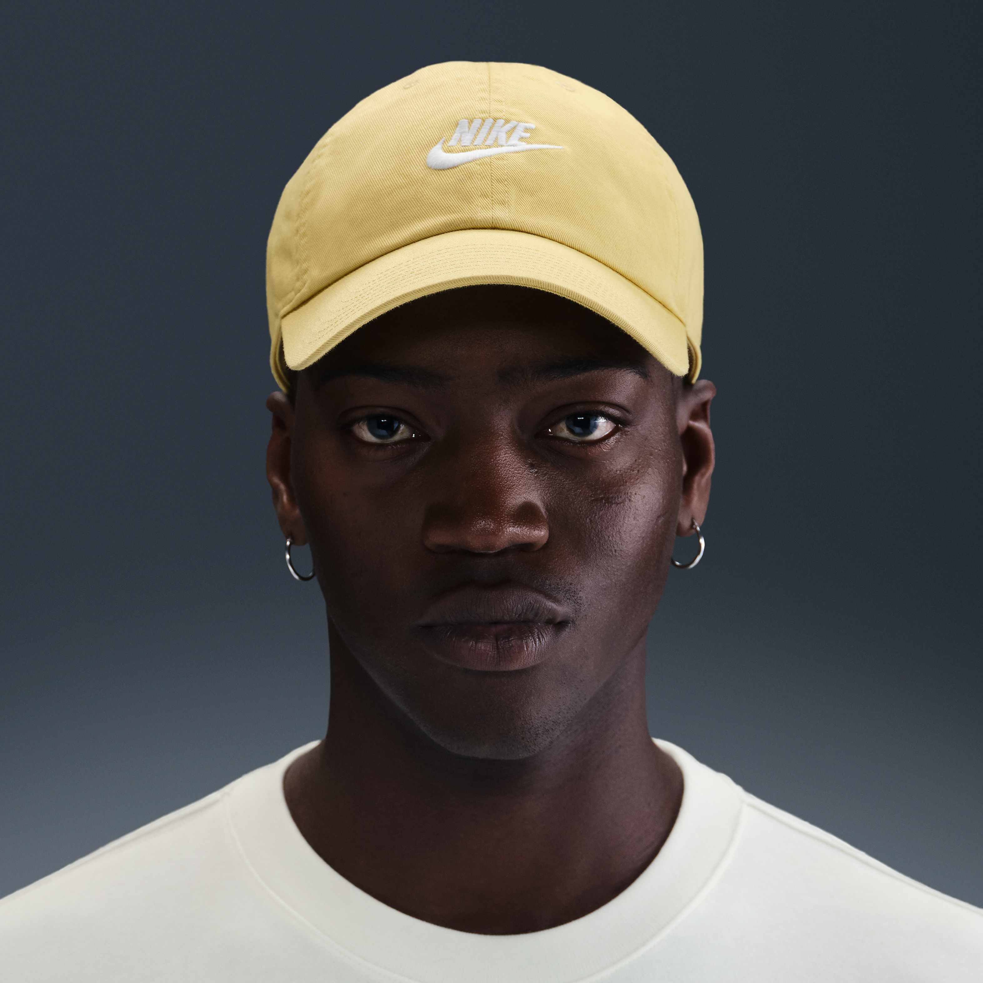 Nike Club image number 2