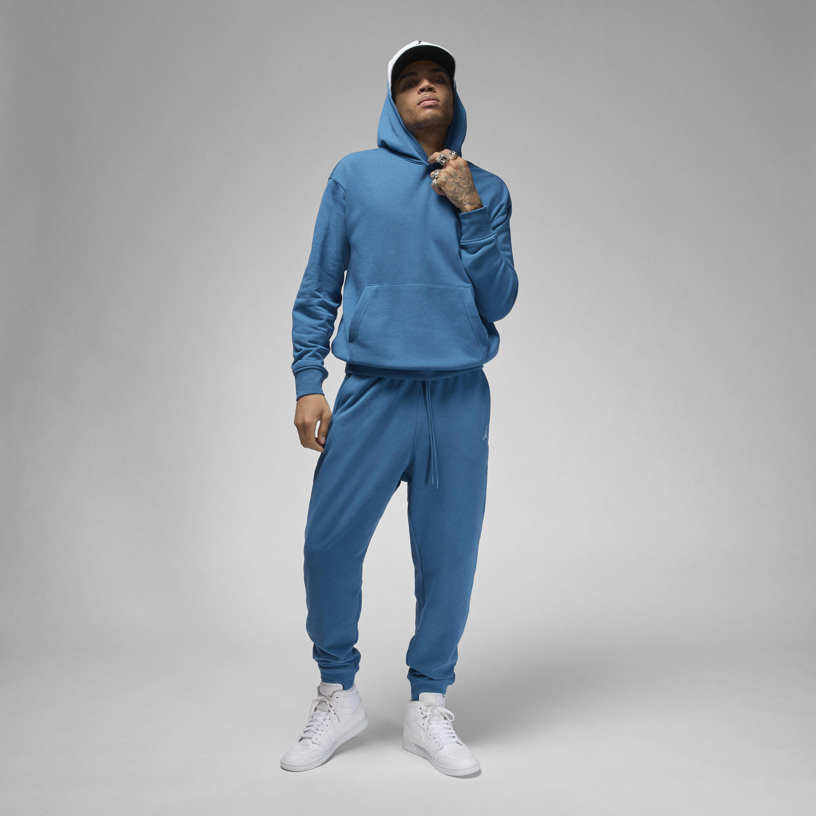 パーカー・フーディ Jordan Essentials Loopback Fleece Pullover Hoodie Jordan Essentials Men's Loopback Fleece Pullover Hoodie. Nike JP