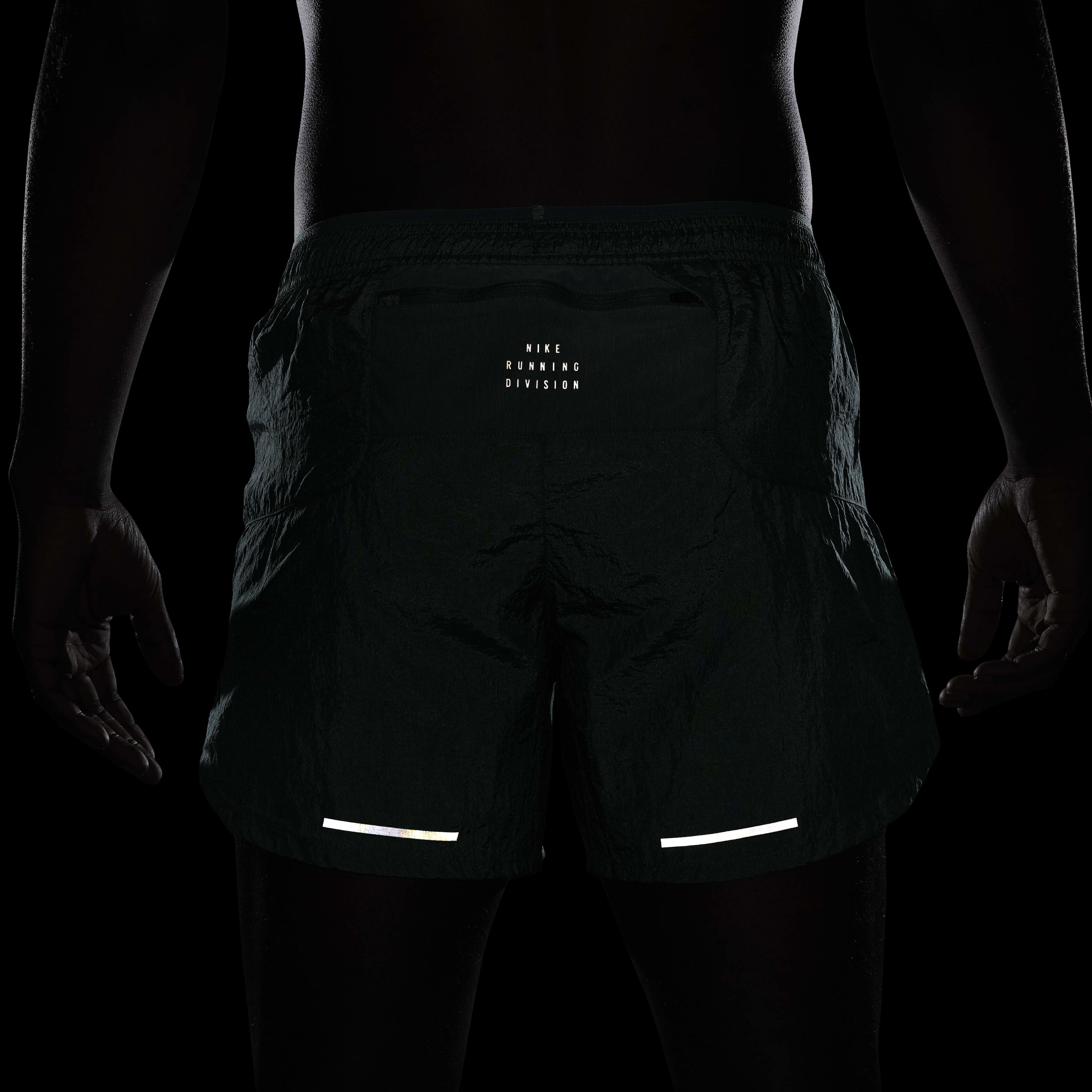 NIKE RUNNING DIVISION Ｓ size Shorts Nike Running Division 4inch 2in1 - Top4Running.com