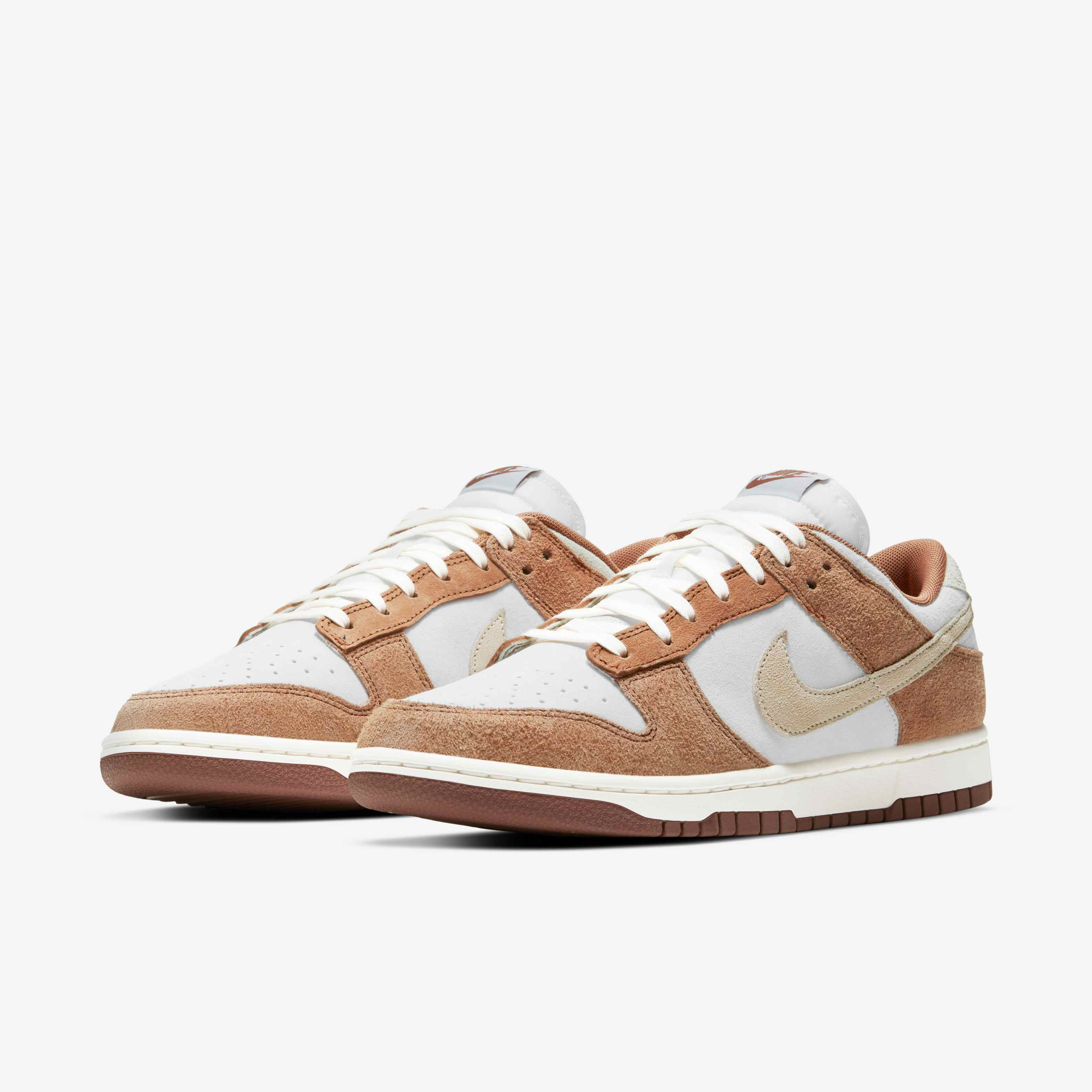 Nike Dunk Low Retro Premium image number 4
