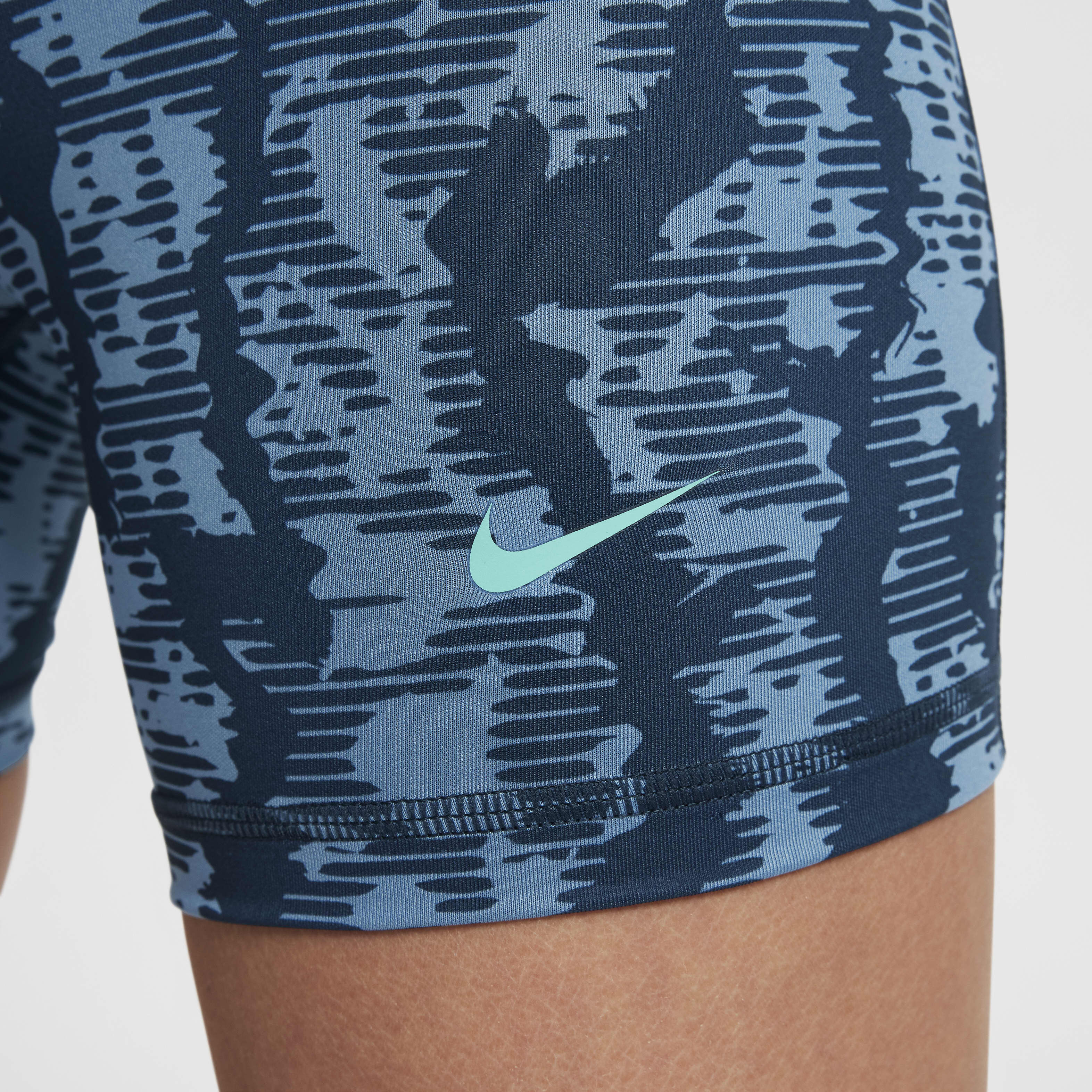 نايكي برو image number 4