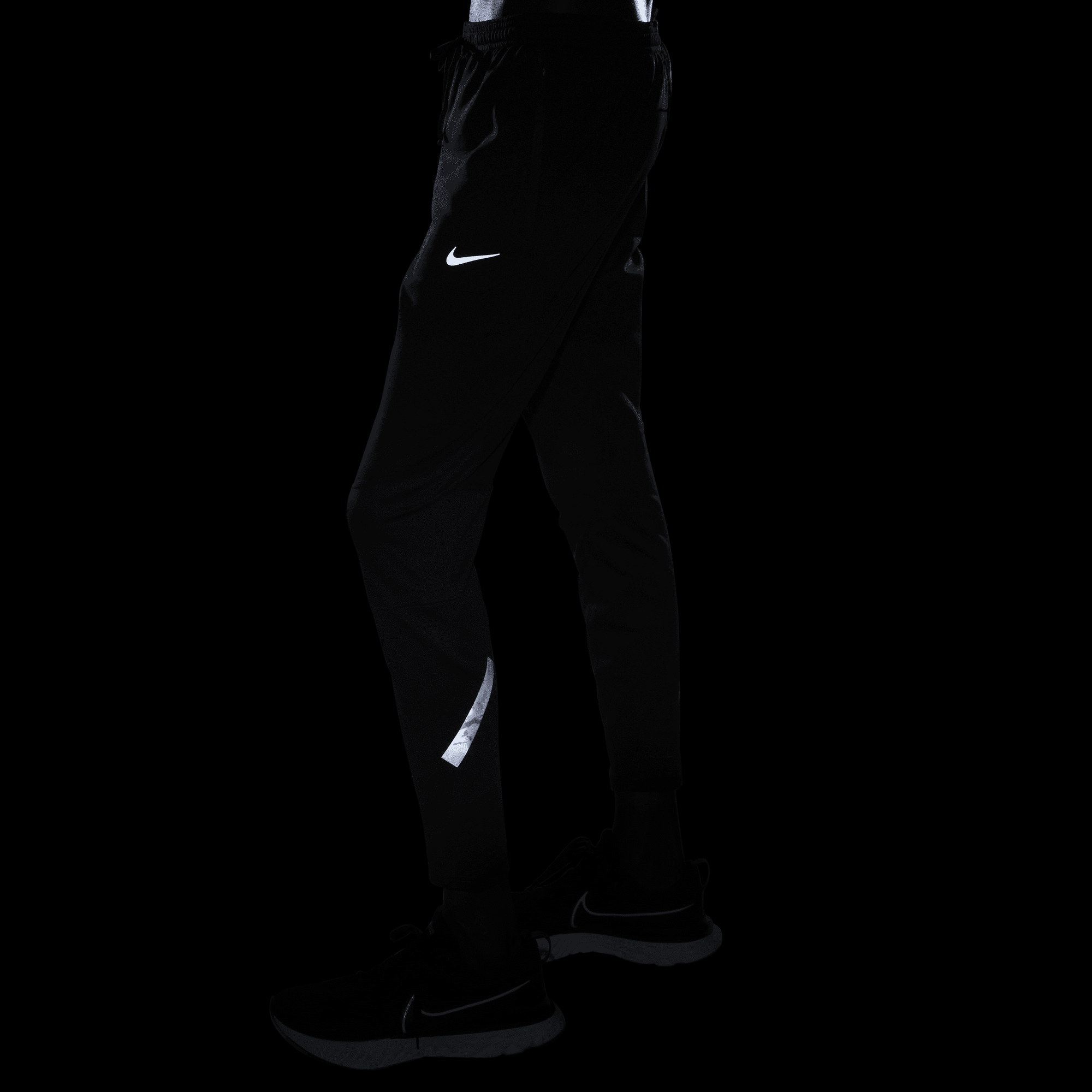Nike therma essential men's 29 running pants sale