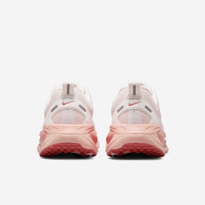 Nike Vomero 18 image number 5 Nike Vomero 18 image number 5