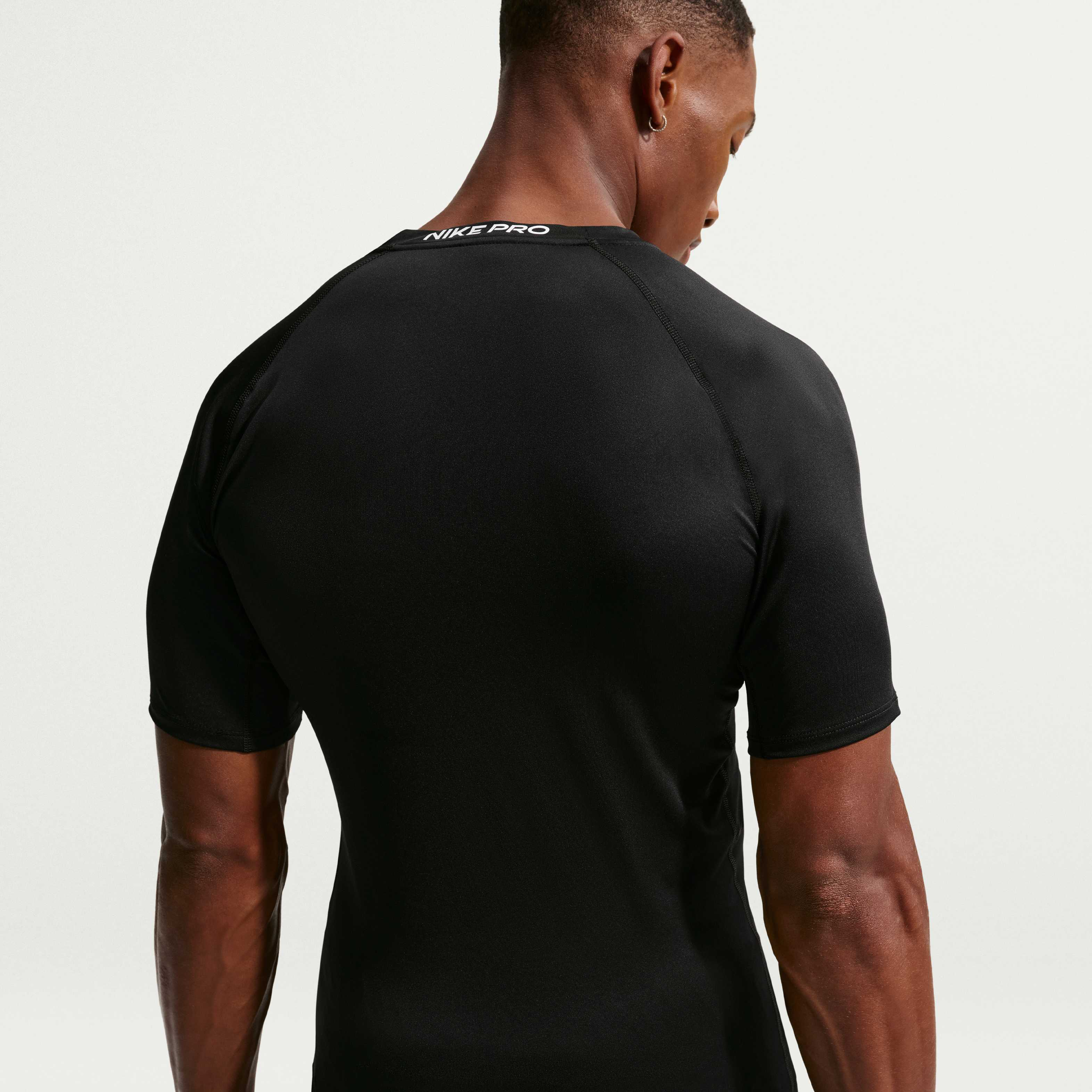 Nike Pro image number 1