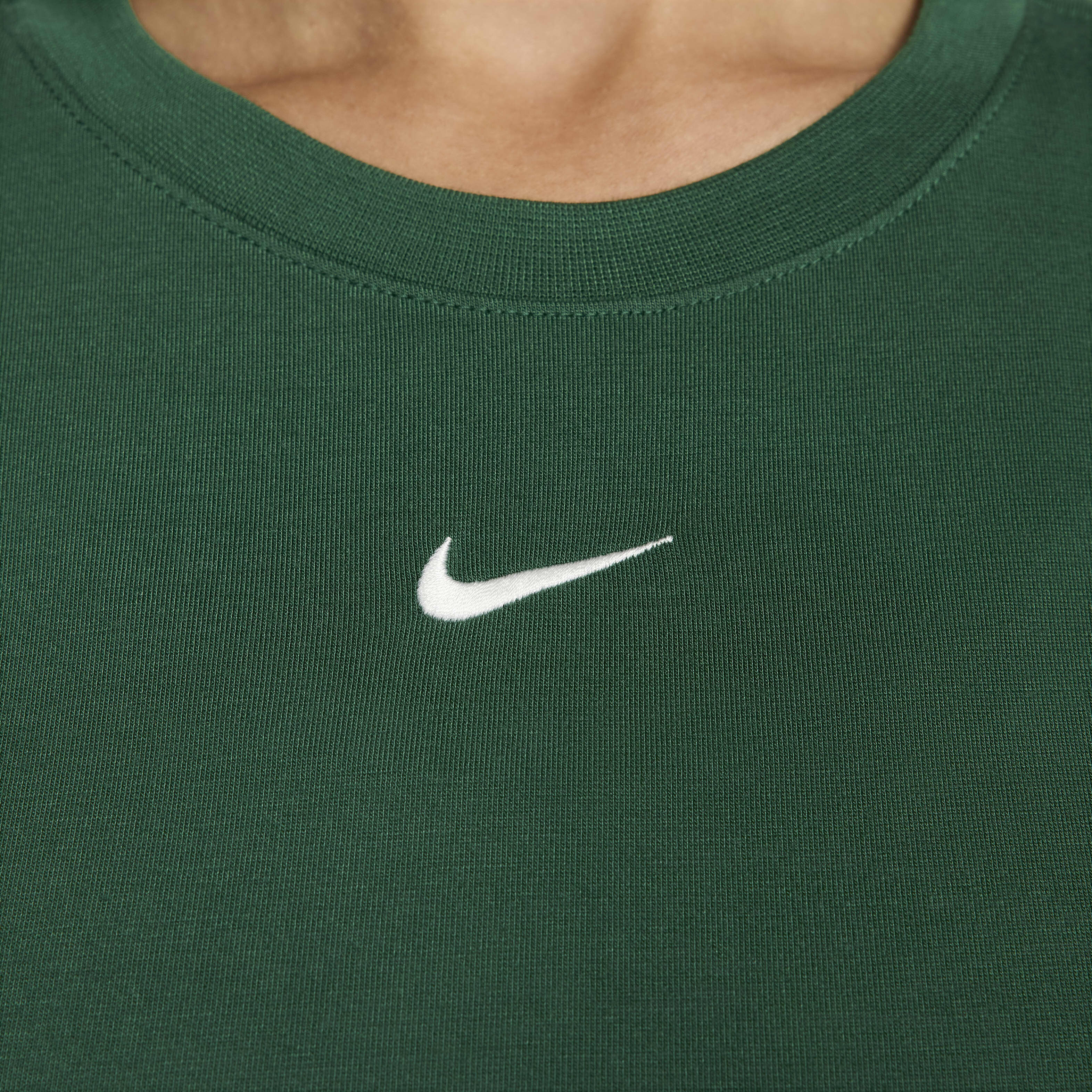Nike Sportswear Essential image number 3